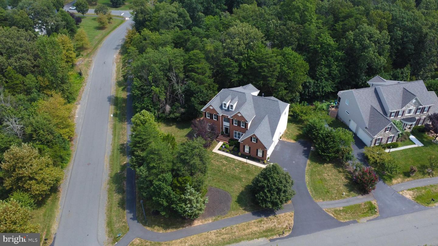 42346 PONDEROSA DR, CHANTILLY, Virginia 20152, 5 Bedrooms Bedrooms, ,4 BathroomsBathrooms,Residential,For sale,42346 PONDEROSA DR,VALO2099316 MLS # VALO2099316
