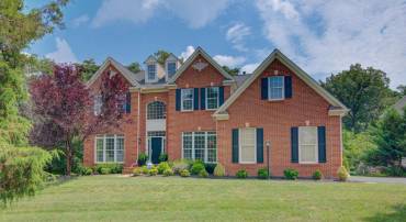 42346 PONDEROSA DR, CHANTILLY, Virginia 20152, 5 Bedrooms Bedrooms, ,4 BathroomsBathrooms,Residential,For sale,42346 PONDEROSA DR,VALO2099316 MLS # VALO2099316