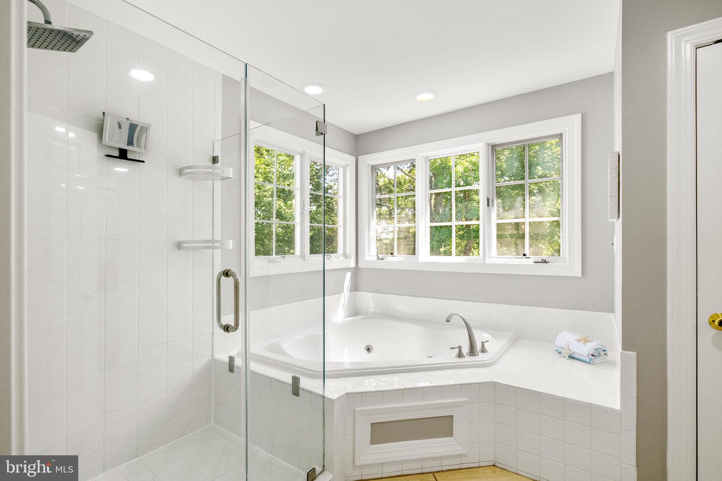 7720 STONE WHEAT CT, ALEXANDRIA, Virginia 22315, 5 Bedrooms Bedrooms, ,3 BathroomsBathrooms,Residential,For sale,7720 STONE WHEAT CT,VAFX2247104 MLS # VAFX2247104