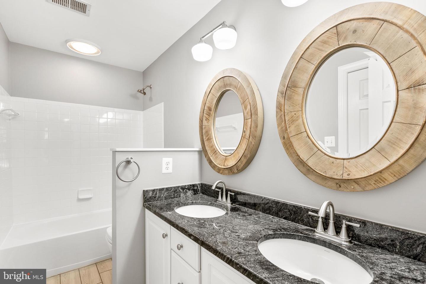 7720 STONE WHEAT CT, ALEXANDRIA, Virginia 22315, 5 Bedrooms Bedrooms, ,3 BathroomsBathrooms,Residential,For sale,7720 STONE WHEAT CT,VAFX2247104 MLS # VAFX2247104