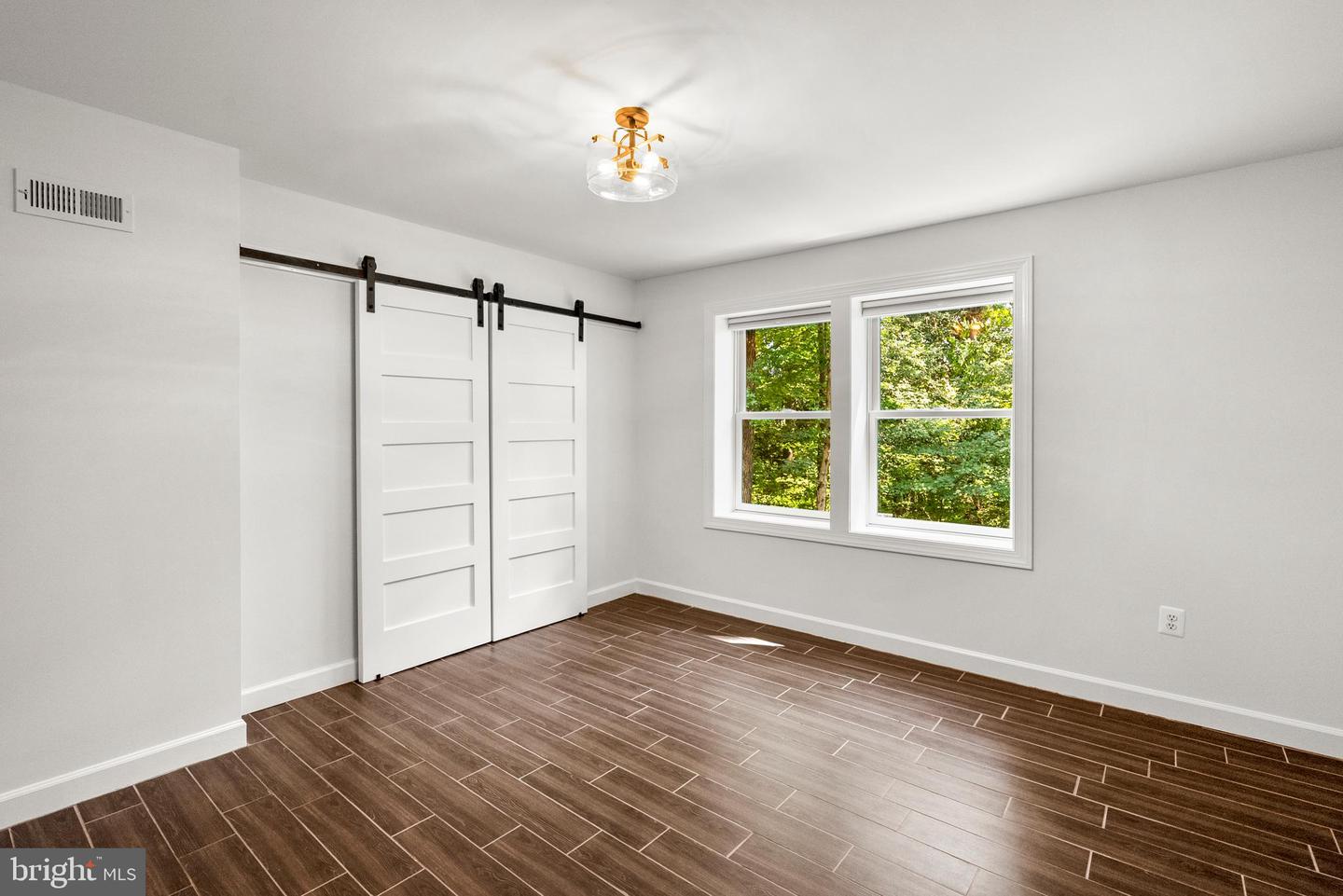 7720 STONE WHEAT CT, ALEXANDRIA, Virginia 22315, 5 Bedrooms Bedrooms, ,3 BathroomsBathrooms,Residential,For sale,7720 STONE WHEAT CT,VAFX2247104 MLS # VAFX2247104