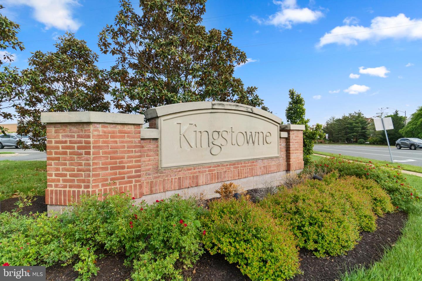 7720 STONE WHEAT CT, ALEXANDRIA, Virginia 22315, 5 Bedrooms Bedrooms, ,3 BathroomsBathrooms,Residential,For sale,7720 STONE WHEAT CT,VAFX2247104 MLS # VAFX2247104