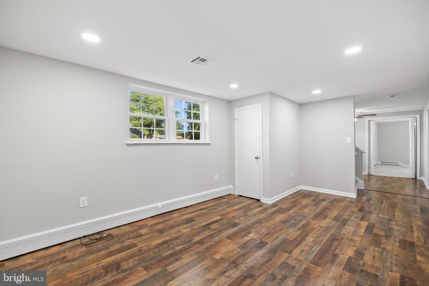 3811 FORESTDALE AVE, WOODBRIDGE, Virginia 22193, 4 Bedrooms Bedrooms, ,2 BathroomsBathrooms,Residential,For sale,3811 FORESTDALE AVE,VAPW2096996 MLS # VAPW2096996