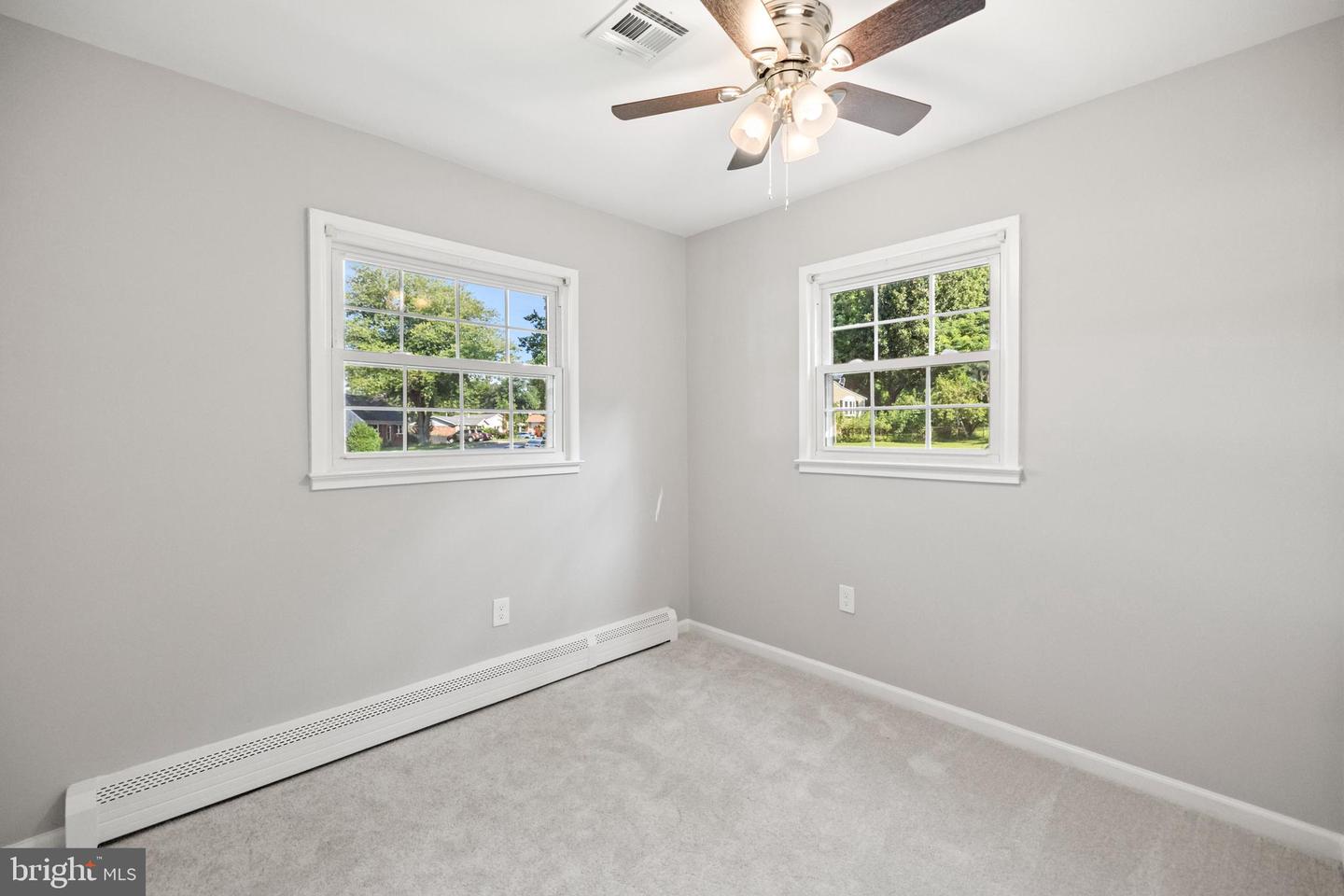 3811 FORESTDALE AVE, WOODBRIDGE, Virginia 22193, 4 Bedrooms Bedrooms, ,2 BathroomsBathrooms,Residential,For sale,3811 FORESTDALE AVE,VAPW2096996 MLS # VAPW2096996