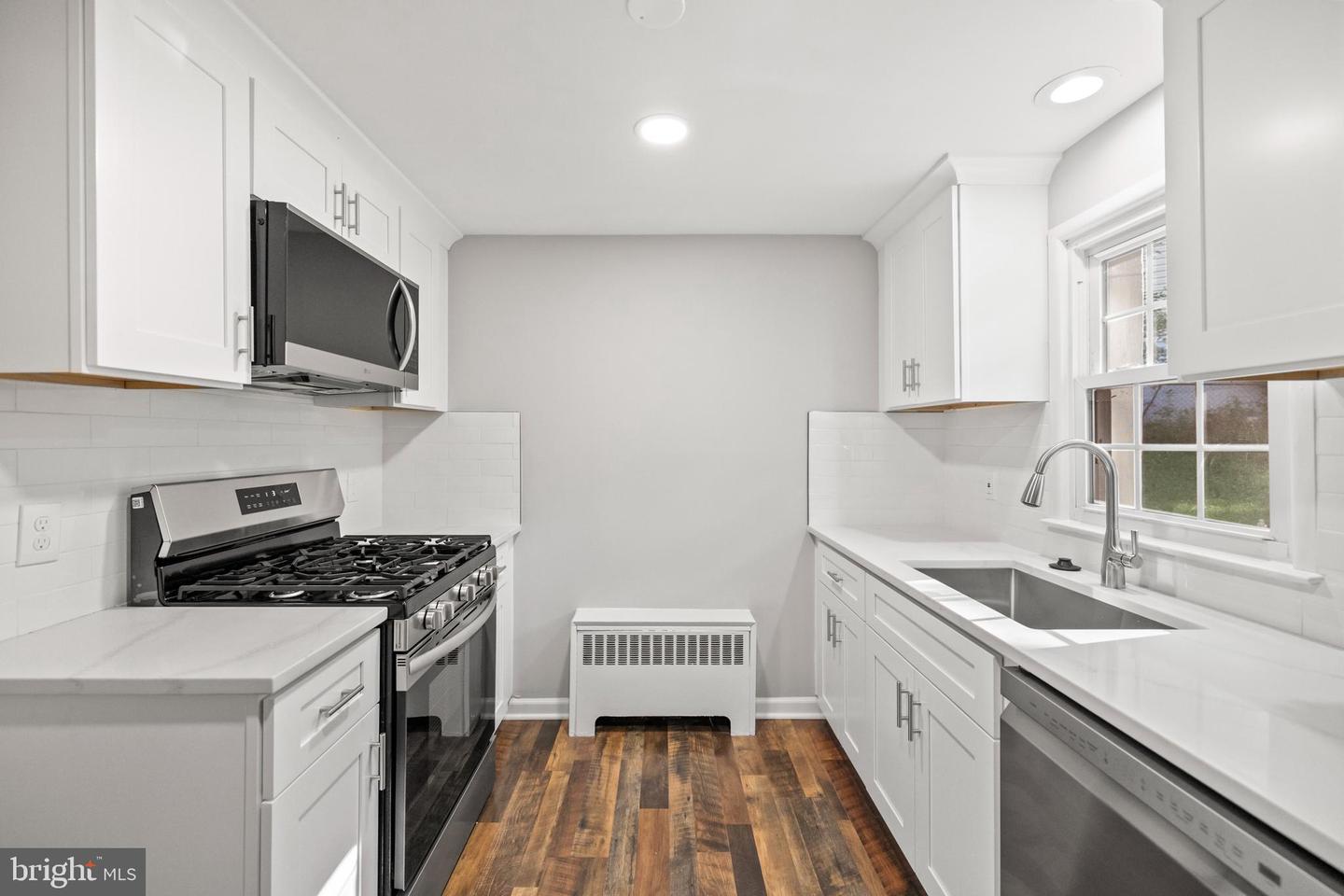 3811 FORESTDALE AVE, WOODBRIDGE, Virginia 22193, 4 Bedrooms Bedrooms, ,2 BathroomsBathrooms,Residential,For sale,3811 FORESTDALE AVE,VAPW2096996 MLS # VAPW2096996