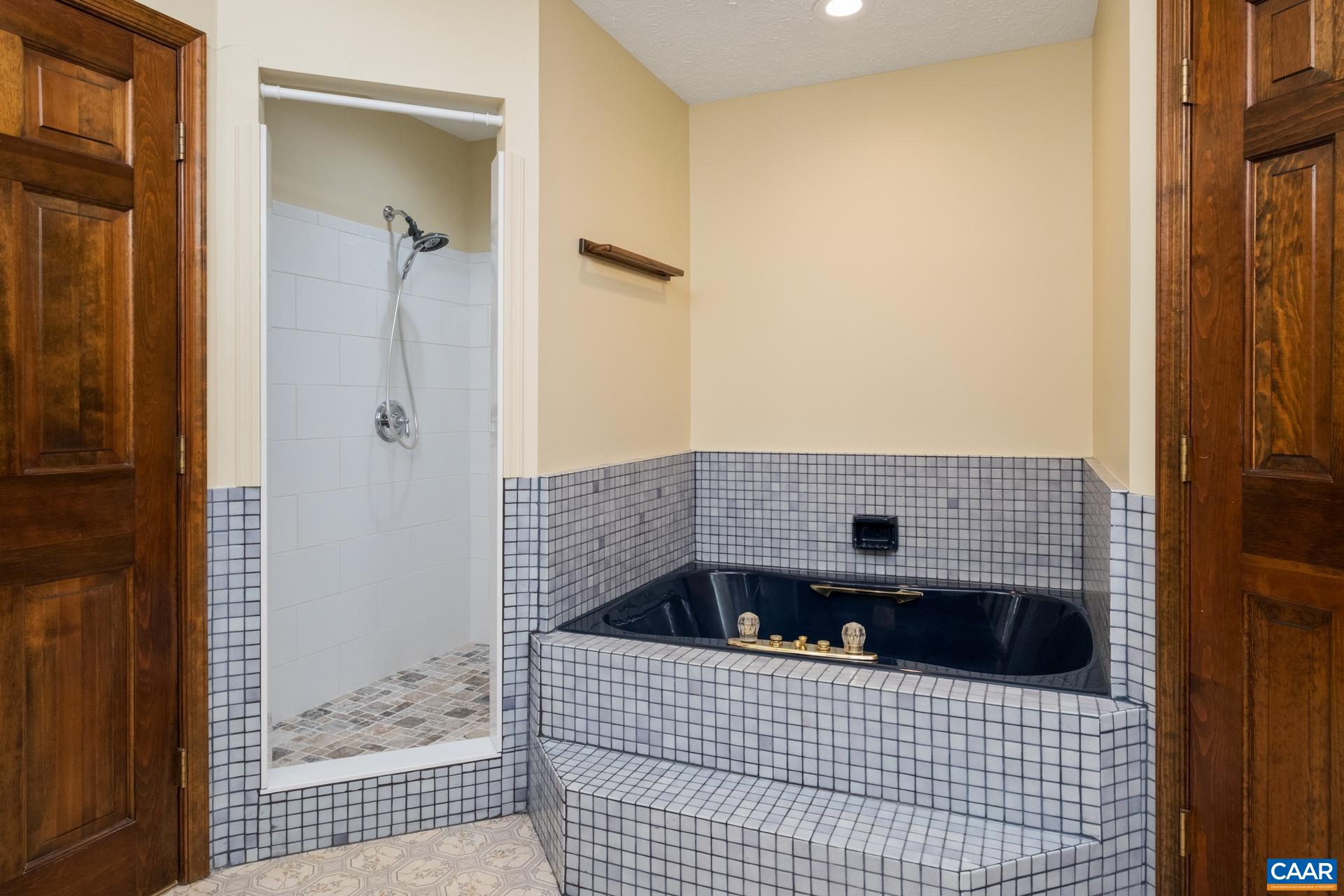 82 BRIAR PATCH LN, STANARDSVILLE, Virginia 22973, 4 Bedrooms Bedrooms, ,4 BathroomsBathrooms,Residential,SPOTSWOOD MANOR,82 BRIAR PATCH LN,667345 MLS # 667345