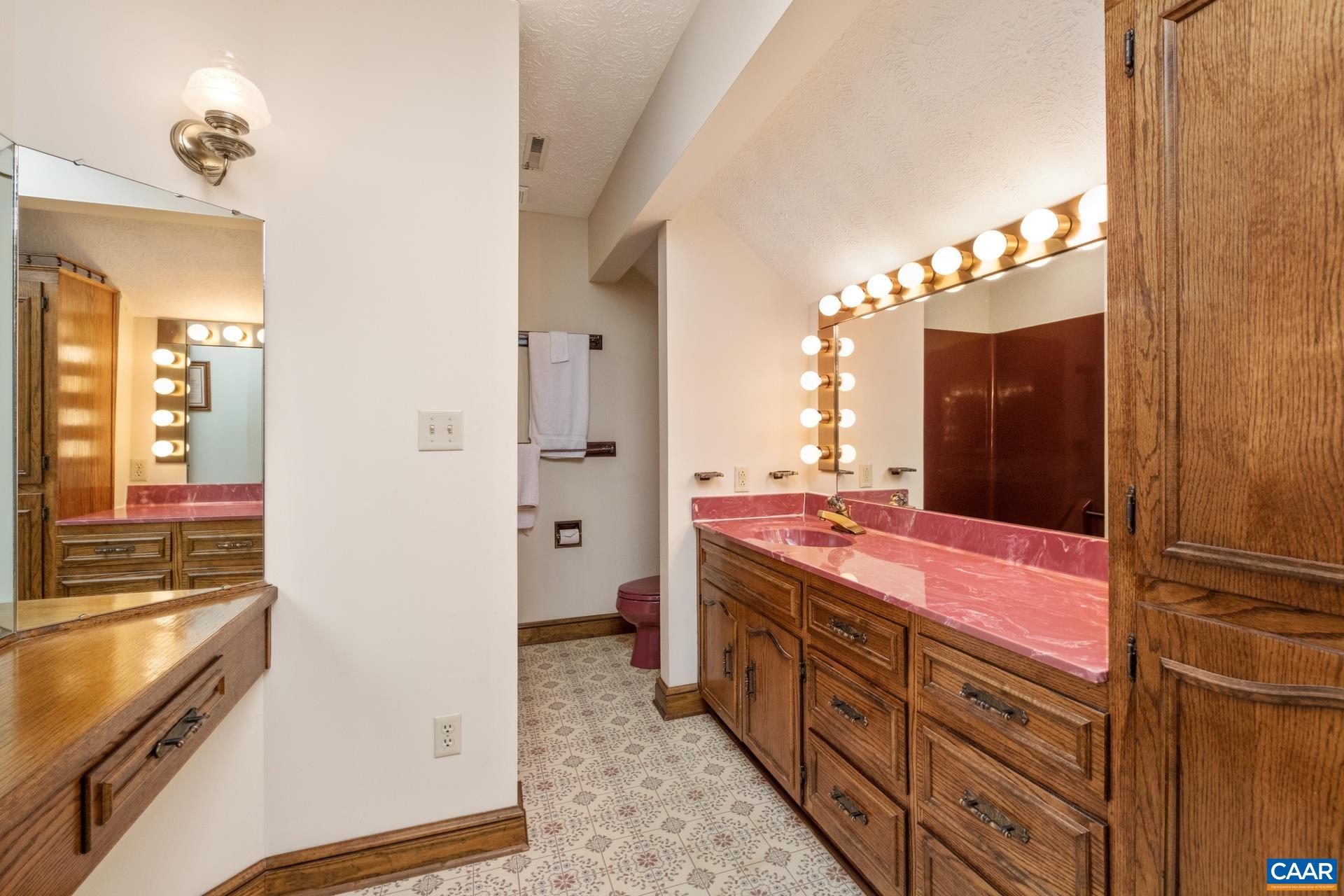 82 BRIAR PATCH LN, STANARDSVILLE, Virginia 22973, 4 Bedrooms Bedrooms, ,4 BathroomsBathrooms,Residential,SPOTSWOOD MANOR,82 BRIAR PATCH LN,667345 MLS # 667345