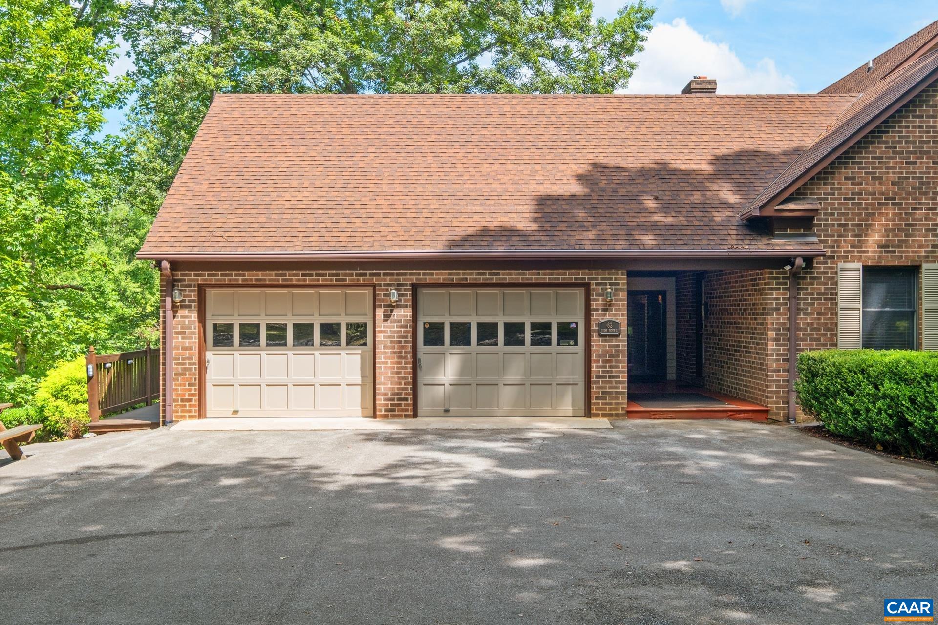 82 BRIAR PATCH LN, STANARDSVILLE, Virginia 22973, 4 Bedrooms Bedrooms, ,4 BathroomsBathrooms,Residential,SPOTSWOOD MANOR,82 BRIAR PATCH LN,667345 MLS # 667345