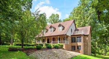 82 BRIAR PATCH LN, STANARDSVILLE, Virginia 22973, 4 Bedrooms Bedrooms, ,4 BathroomsBathrooms,Residential,SPOTSWOOD MANOR,82 BRIAR PATCH LN,667345 MLS # 667345