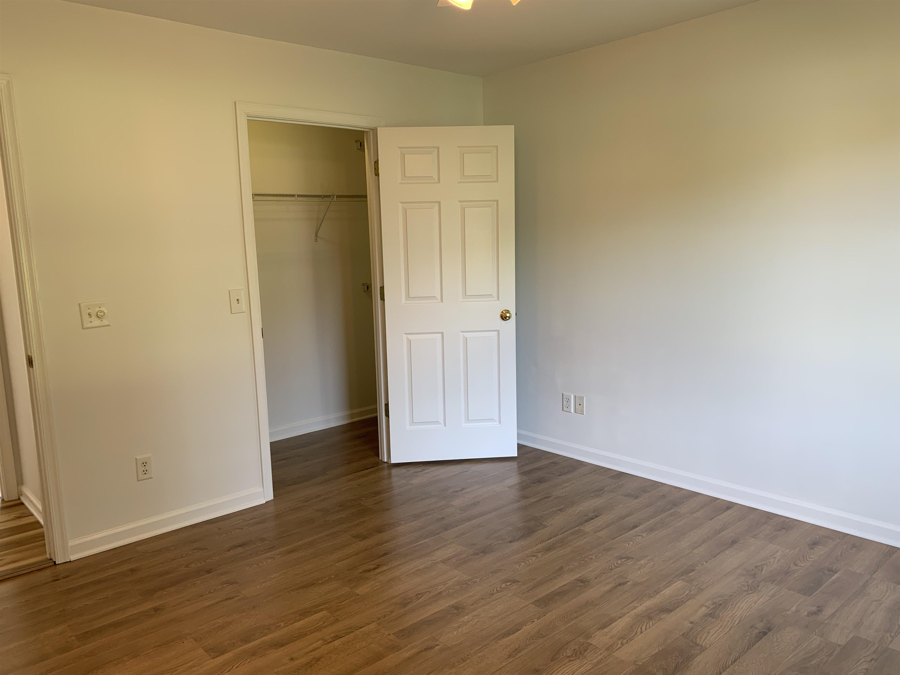 302 NORTH RIVER RD, BRIDGEWATER, Virginia 22812, 3 Bedrooms Bedrooms, ,2 BathroomsBathrooms,Residential,302 NORTH RIVER RD,667424 MLS # 667424