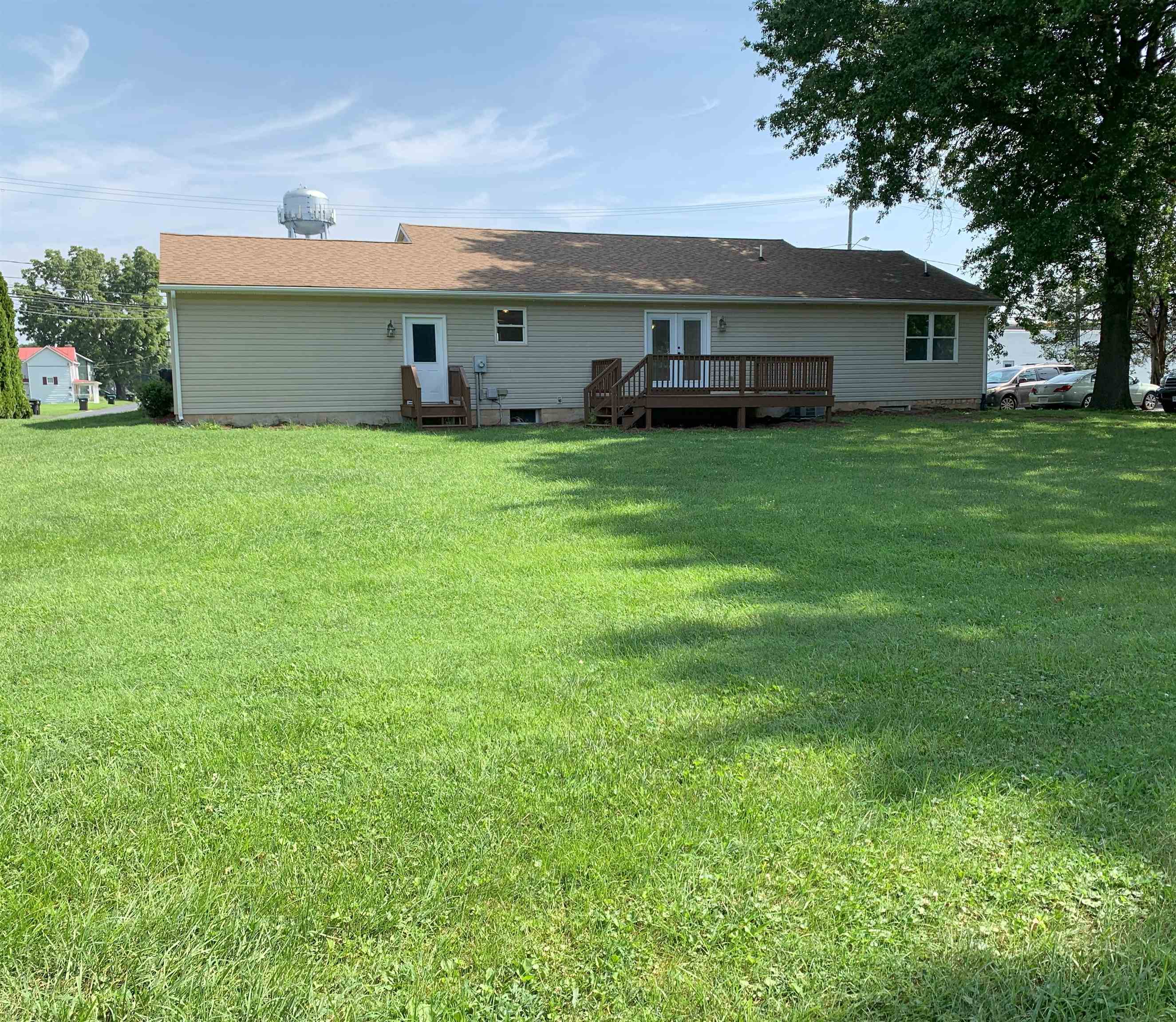 302 NORTH RIVER RD, BRIDGEWATER, Virginia 22812, 3 Bedrooms Bedrooms, ,2 BathroomsBathrooms,Residential,302 NORTH RIVER RD,667424 MLS # 667424