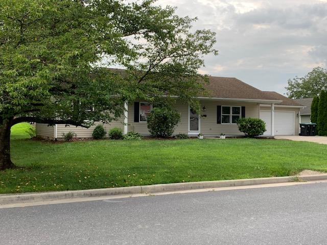 302 NORTH RIVER RD, BRIDGEWATER, Virginia 22812, 3 Bedrooms Bedrooms, ,2 BathroomsBathrooms,Residential,302 NORTH RIVER RD,667424 MLS # 667424
