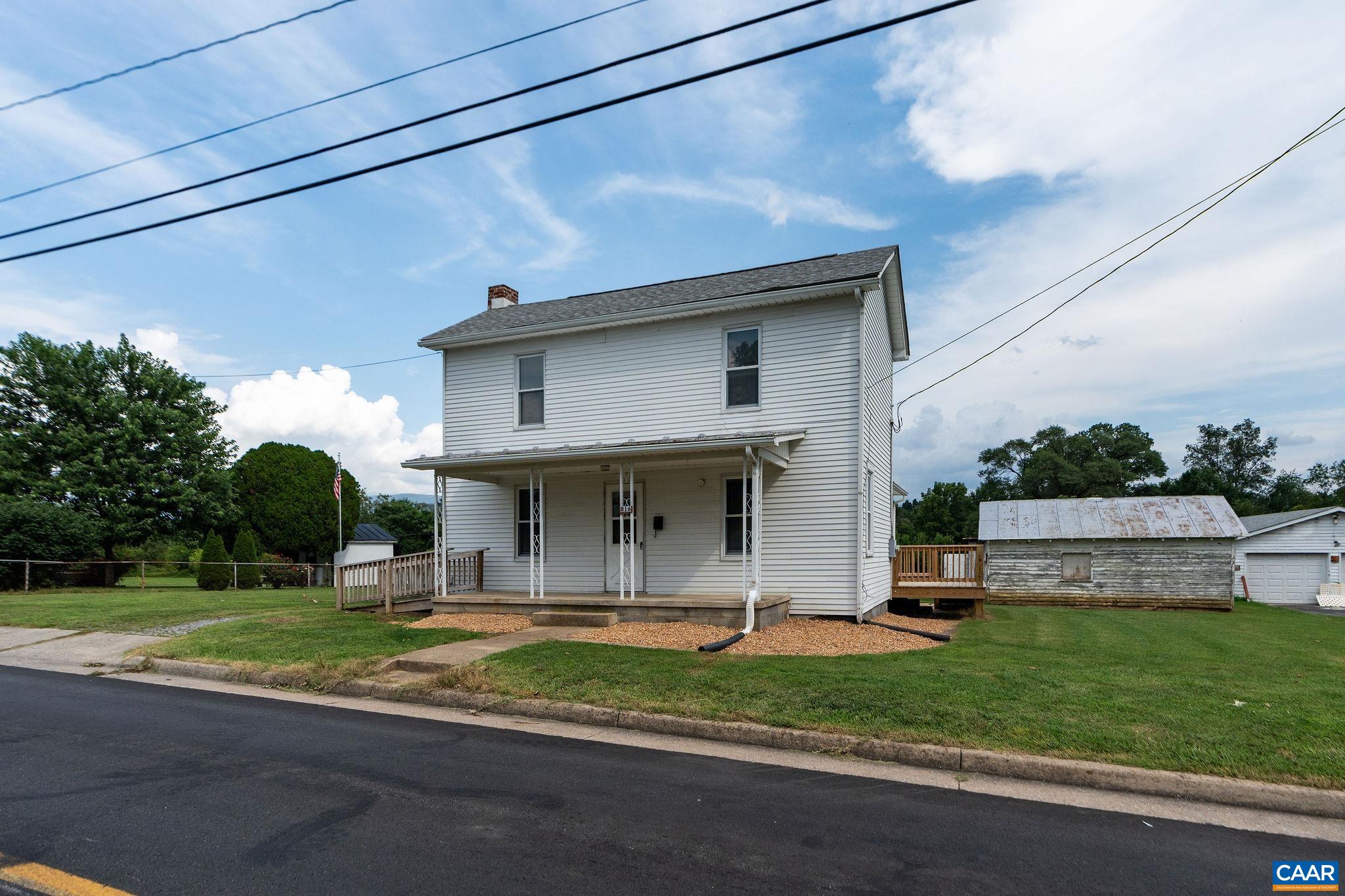816 NEWTOWN RD, ELKTON, Virginia 22973, 3 Bedrooms Bedrooms, ,1 BathroomBathrooms,Residential,816 NEWTOWN RD,667426 MLS # 667426