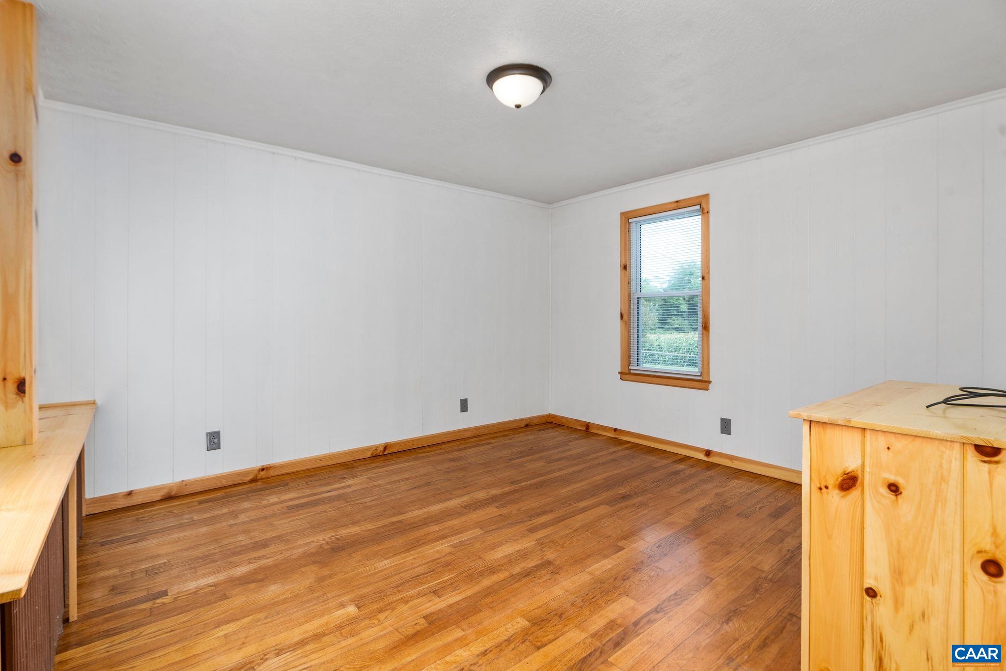816 NEWTOWN RD, ELKTON, Virginia 22973, 3 Bedrooms Bedrooms, ,1 BathroomBathrooms,Residential,816 NEWTOWN RD,667426 MLS # 667426