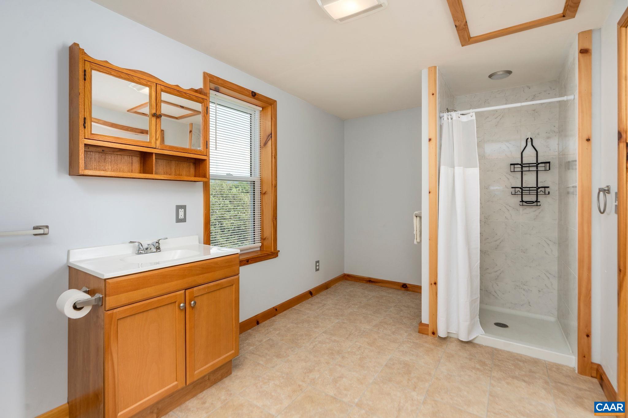 816 NEWTOWN RD, ELKTON, Virginia 22973, 3 Bedrooms Bedrooms, ,1 BathroomBathrooms,Residential,816 NEWTOWN RD,667426 MLS # 667426