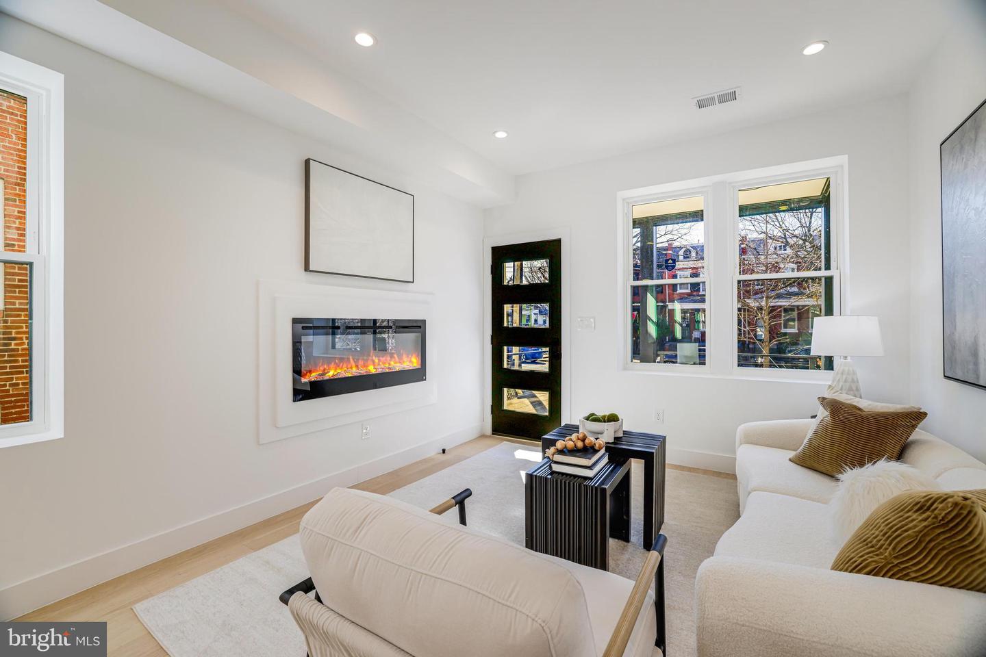 1205 SHEPHERD ST NW, WASHINGTON, District Of Columbia 20011, 4 Bedrooms Bedrooms, ,4 BathroomsBathrooms,Residential,For sale,1205 SHEPHERD ST NW,DCDC2206630 MLS # DCDC2206630