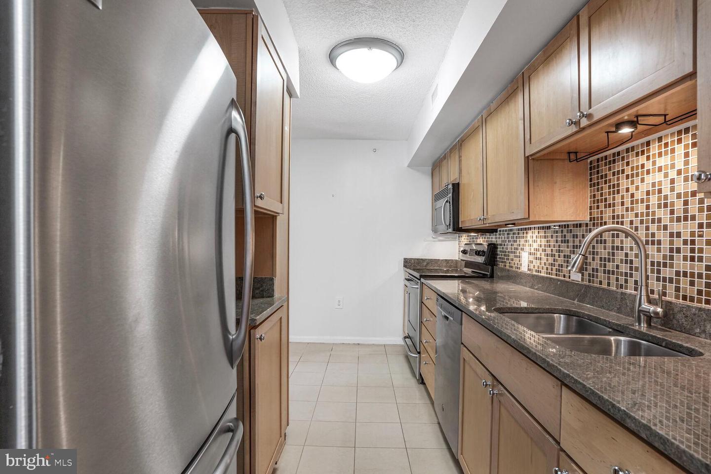 2230 GEORGE C MARSHALL DR #512, FALLS CHURCH, Virginia 22043, 2 Bedrooms Bedrooms, ,2 BathroomsBathrooms,Residential,For sale,2230 GEORGE C MARSHALL DR #512,VAFX2249234 MLS # VAFX2249234