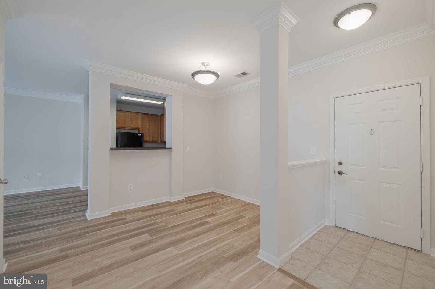 4850 EISENHOWER AVE #409, ALEXANDRIA, Virginia 22304, 2 Bedrooms Bedrooms, 3 Rooms Rooms,1 BathroomBathrooms,Residential,For sale,4850 EISENHOWER AVE #409,VAAX2046812 MLS # VAAX2046812