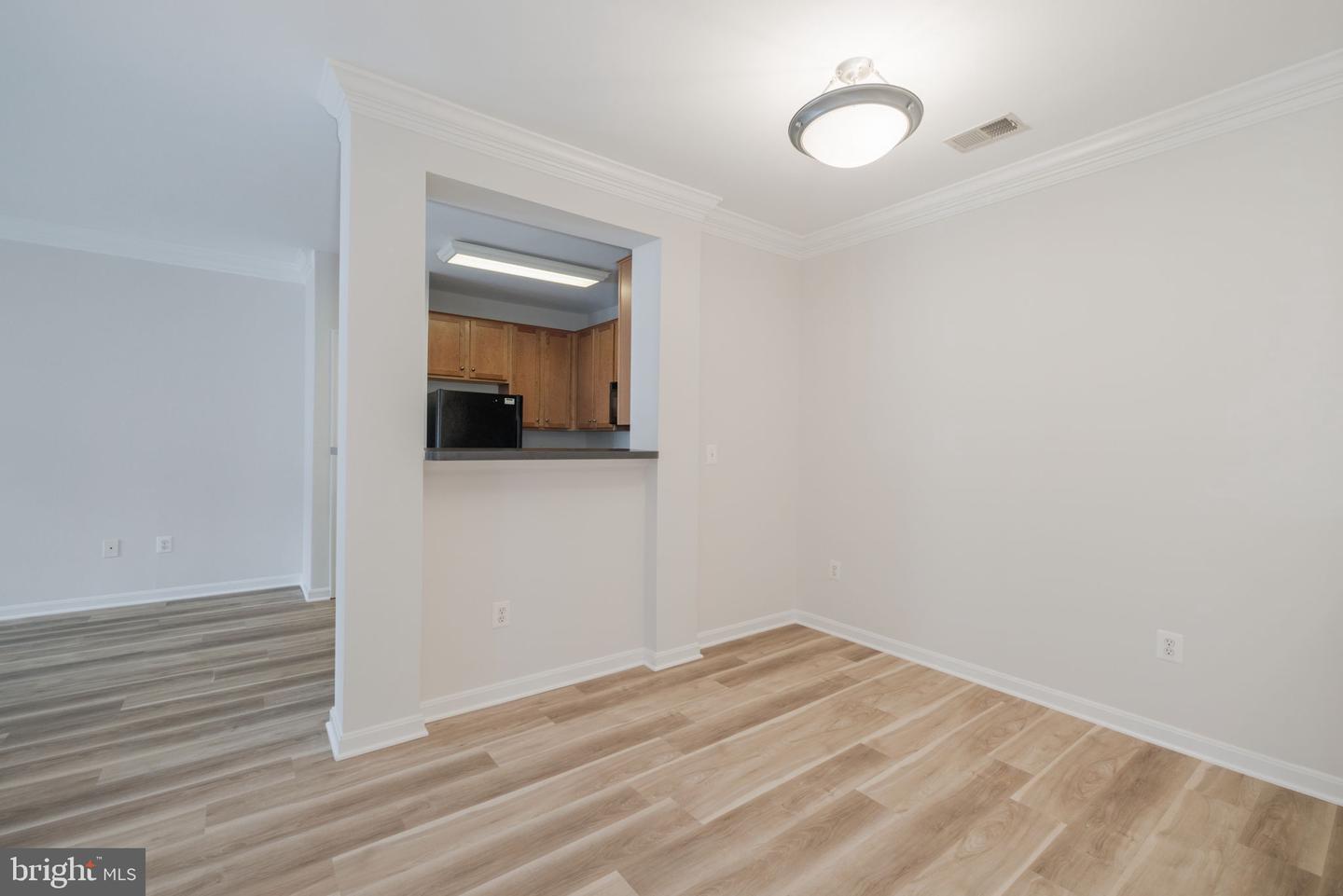 4850 EISENHOWER AVE #409, ALEXANDRIA, Virginia 22304, 2 Bedrooms Bedrooms, 3 Rooms Rooms,1 BathroomBathrooms,Residential,For sale,4850 EISENHOWER AVE #409,VAAX2046812 MLS # VAAX2046812