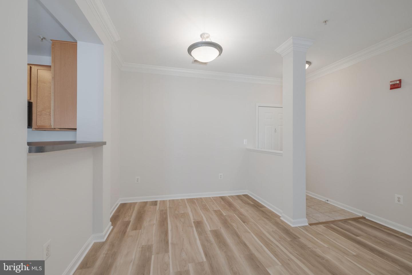 4850 EISENHOWER AVE #409, ALEXANDRIA, Virginia 22304, 2 Bedrooms Bedrooms, 3 Rooms Rooms,1 BathroomBathrooms,Residential,For sale,4850 EISENHOWER AVE #409,VAAX2046812 MLS # VAAX2046812