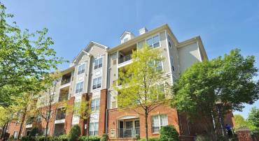 4850 EISENHOWER AVE #409, ALEXANDRIA, Virginia 22304, 2 Bedrooms Bedrooms, 3 Rooms Rooms,1 BathroomBathrooms,Residential,For sale,4850 EISENHOWER AVE #409,VAAX2046812 MLS # VAAX2046812