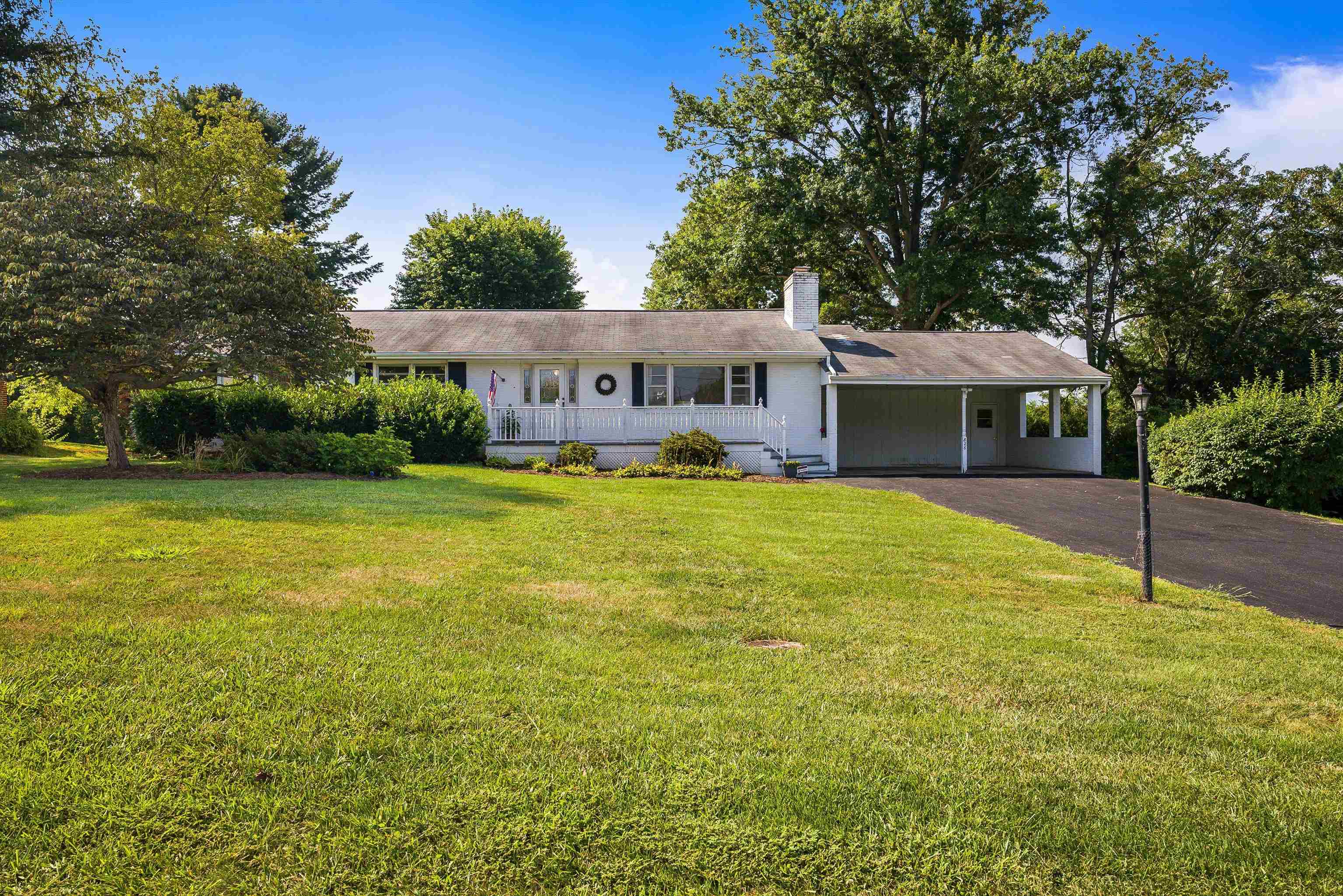 826 KENT RD, WAYNESBORO, Virginia 22980, 4 Bedrooms Bedrooms, ,2 BathroomsBathrooms,Residential,826 KENT RD,667440 MLS # 667440