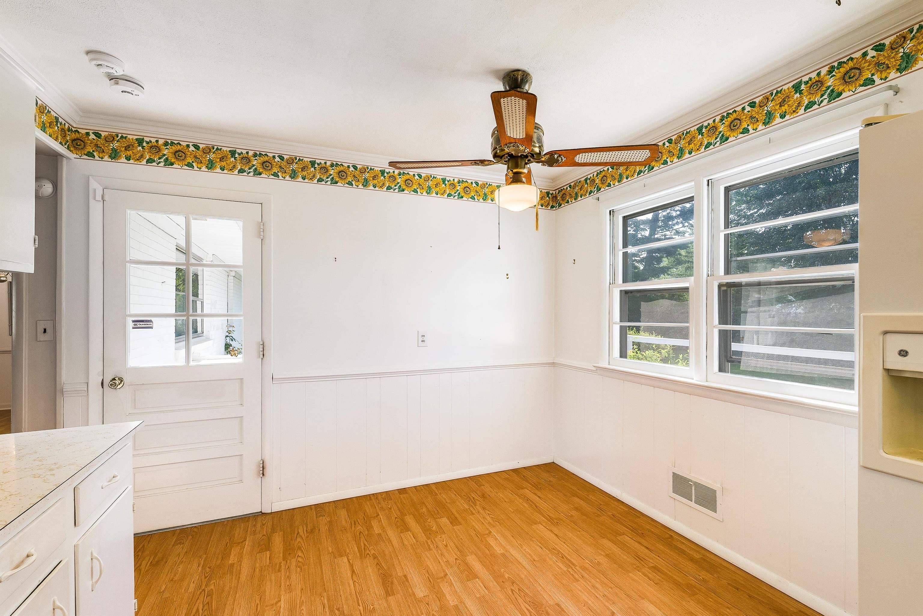 826 KENT RD, WAYNESBORO, Virginia 22980, 4 Bedrooms Bedrooms, ,2 BathroomsBathrooms,Residential,826 KENT RD,667440 MLS # 667440