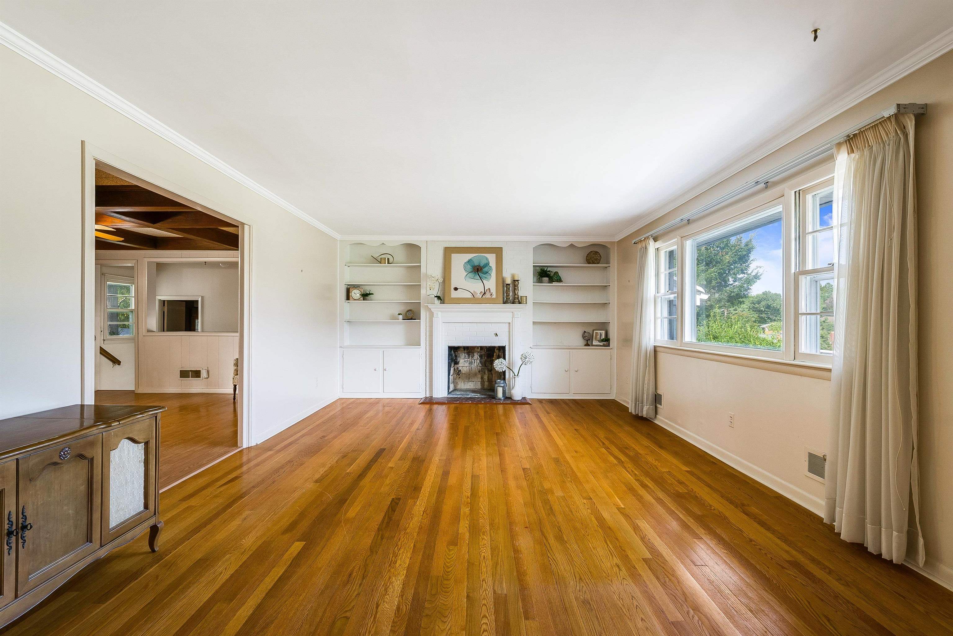 826 KENT RD, WAYNESBORO, Virginia 22980, 4 Bedrooms Bedrooms, ,2 BathroomsBathrooms,Residential,826 KENT RD,667440 MLS # 667440
