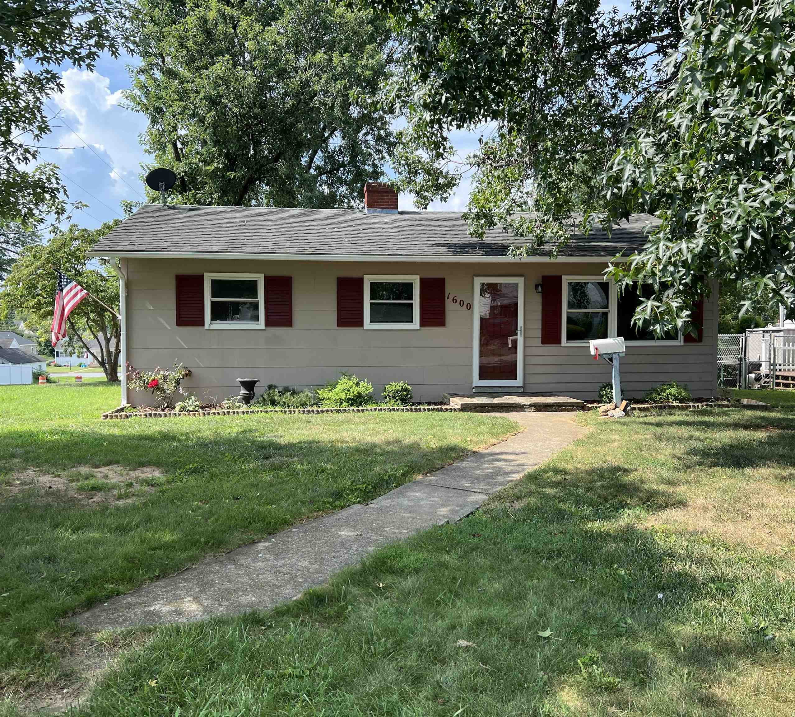 1600 MONROE ST, WAYNESBORO, Virginia 22980, 3 Bedrooms Bedrooms, ,1 BathroomBathrooms,Residential,1600 MONROE ST,667446 MLS # 667446