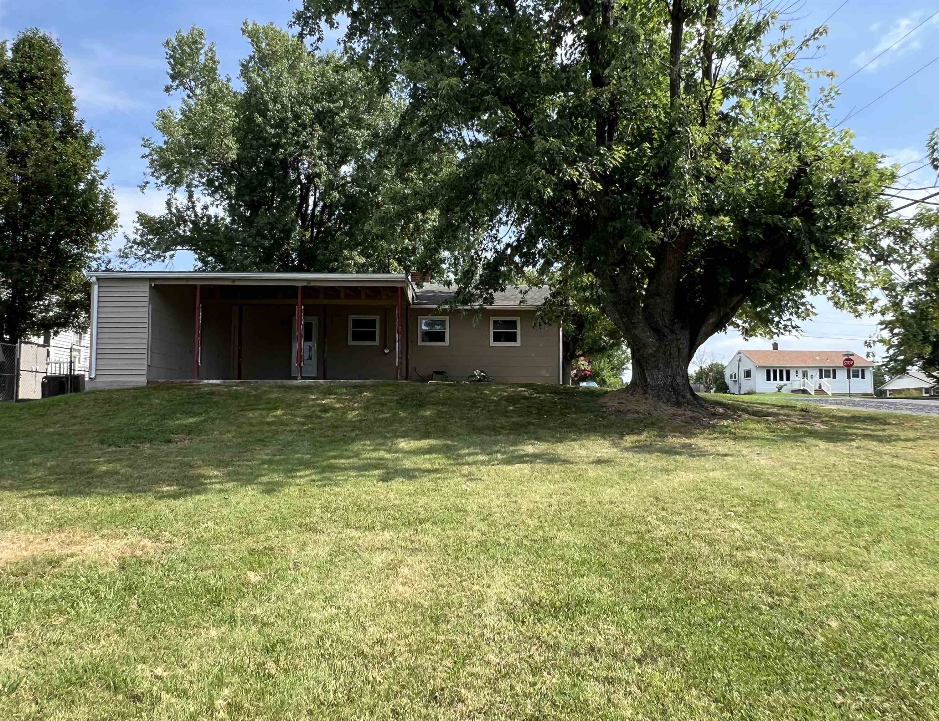1600 MONROE ST, WAYNESBORO, Virginia 22980, 3 Bedrooms Bedrooms, ,1 BathroomBathrooms,Residential,1600 MONROE ST,667446 MLS # 667446