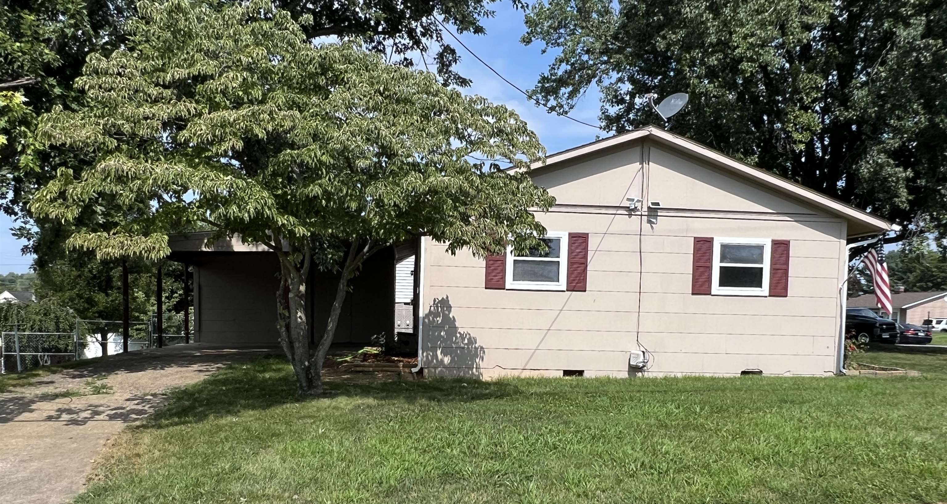 1600 MONROE ST, WAYNESBORO, Virginia 22980, 3 Bedrooms Bedrooms, ,1 BathroomBathrooms,Residential,1600 MONROE ST,667446 MLS # 667446