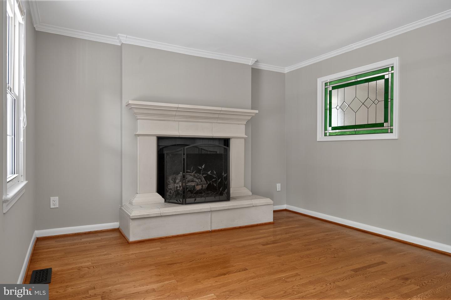 15221 BICENTENNIAL CT, CHANTILLY, Virginia 20151, 4 Bedrooms Bedrooms, ,2 BathroomsBathrooms,Residential,For sale,15221 BICENTENNIAL CT,VAFX2250182 MLS # VAFX2250182