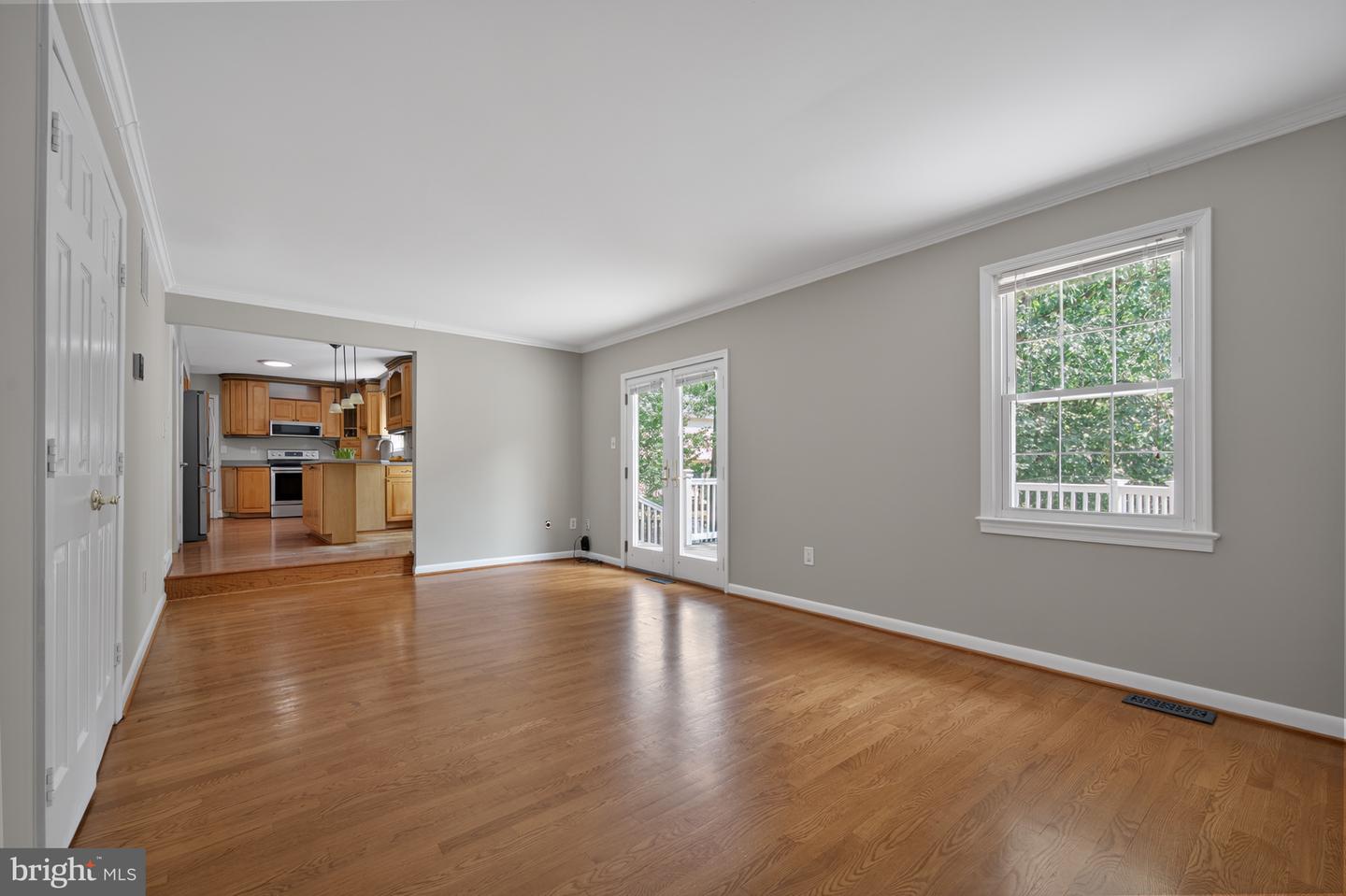 15221 BICENTENNIAL CT, CHANTILLY, Virginia 20151, 4 Bedrooms Bedrooms, ,2 BathroomsBathrooms,Residential,For sale,15221 BICENTENNIAL CT,VAFX2250182 MLS # VAFX2250182