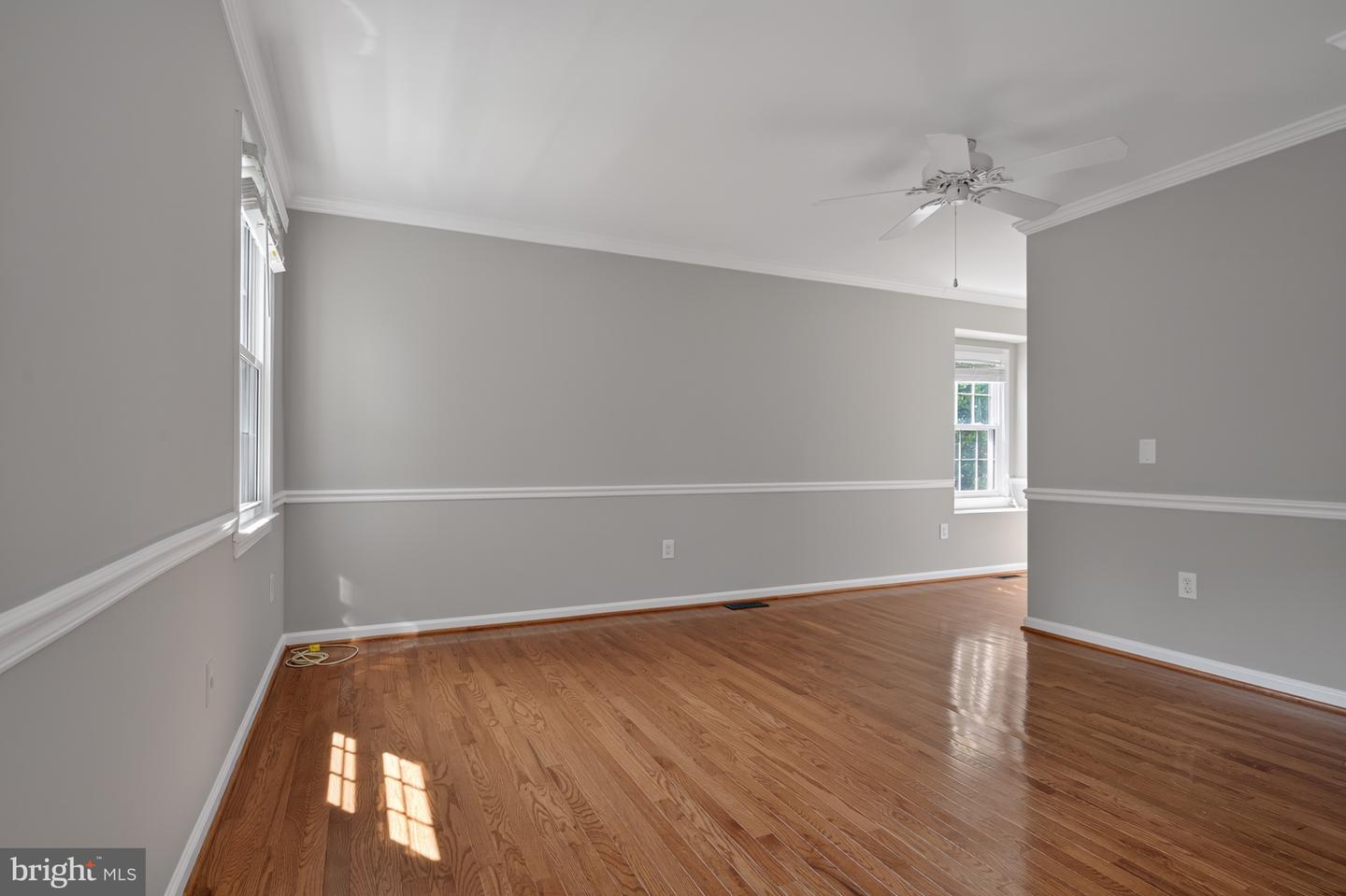 15221 BICENTENNIAL CT, CHANTILLY, Virginia 20151, 4 Bedrooms Bedrooms, ,2 BathroomsBathrooms,Residential,For sale,15221 BICENTENNIAL CT,VAFX2250182 MLS # VAFX2250182