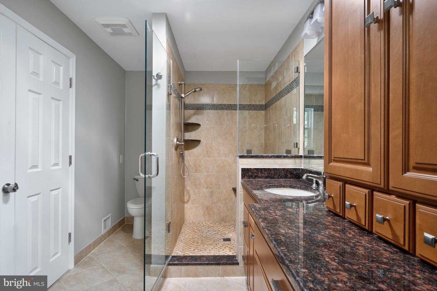 15221 BICENTENNIAL CT, CHANTILLY, Virginia 20151, 4 Bedrooms Bedrooms, ,2 BathroomsBathrooms,Residential,For sale,15221 BICENTENNIAL CT,VAFX2250182 MLS # VAFX2250182