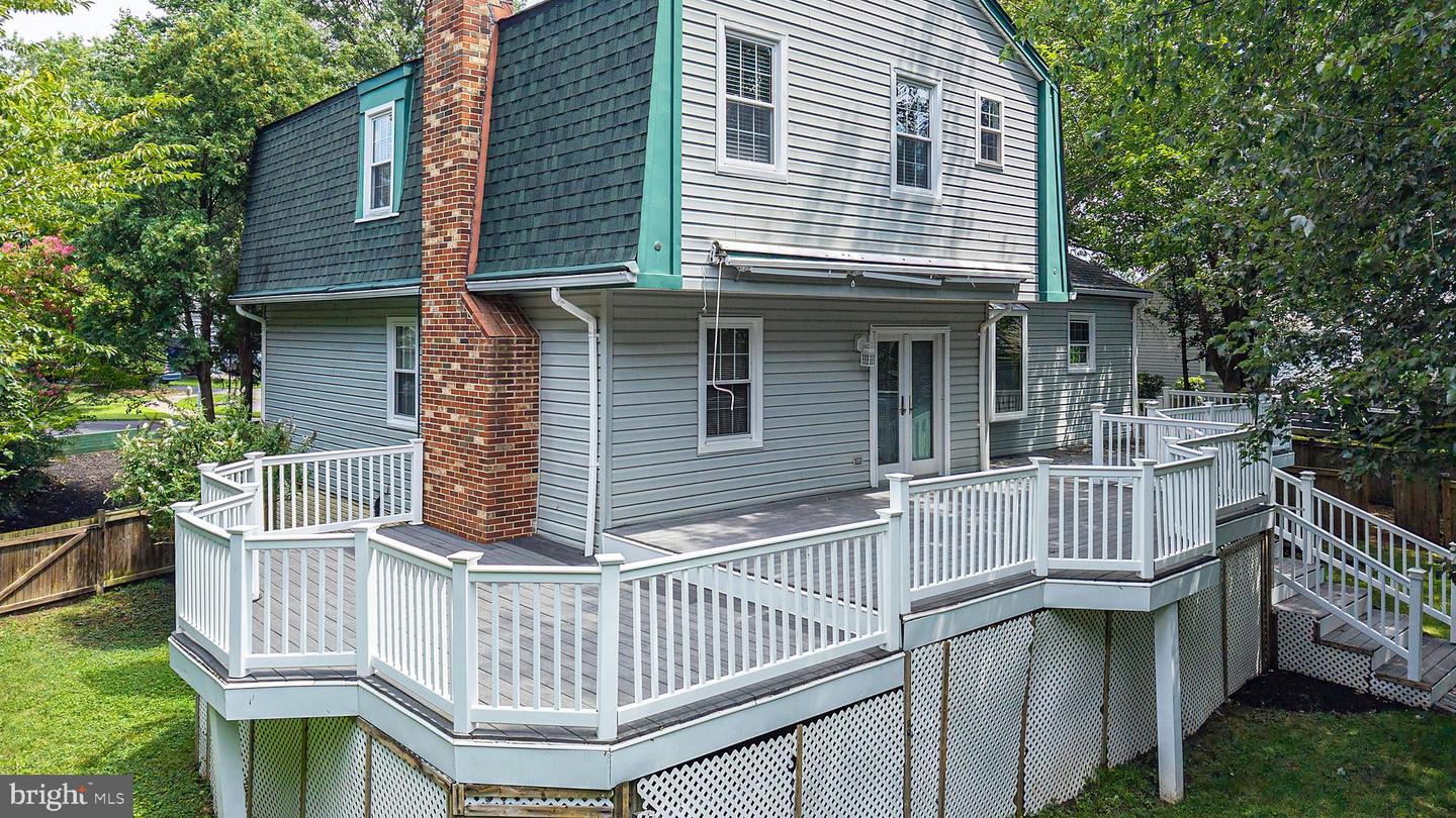 15221 BICENTENNIAL CT, CHANTILLY, Virginia 20151, 4 Bedrooms Bedrooms, ,2 BathroomsBathrooms,Residential,For sale,15221 BICENTENNIAL CT,VAFX2250182 MLS # VAFX2250182