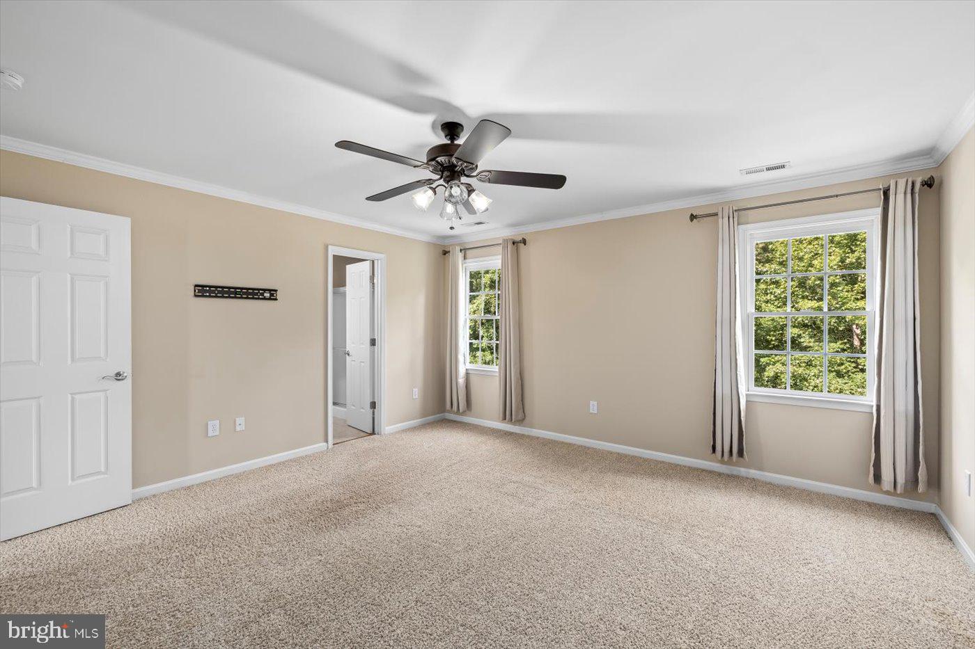 28 ROLLINGSIDE DR, FREDERICKSBURG, Virginia 22406, 5 Bedrooms Bedrooms, ,3 BathroomsBathrooms,Residential,For sale,28 ROLLINGSIDE DR,VAST2040198 MLS # VAST2040198