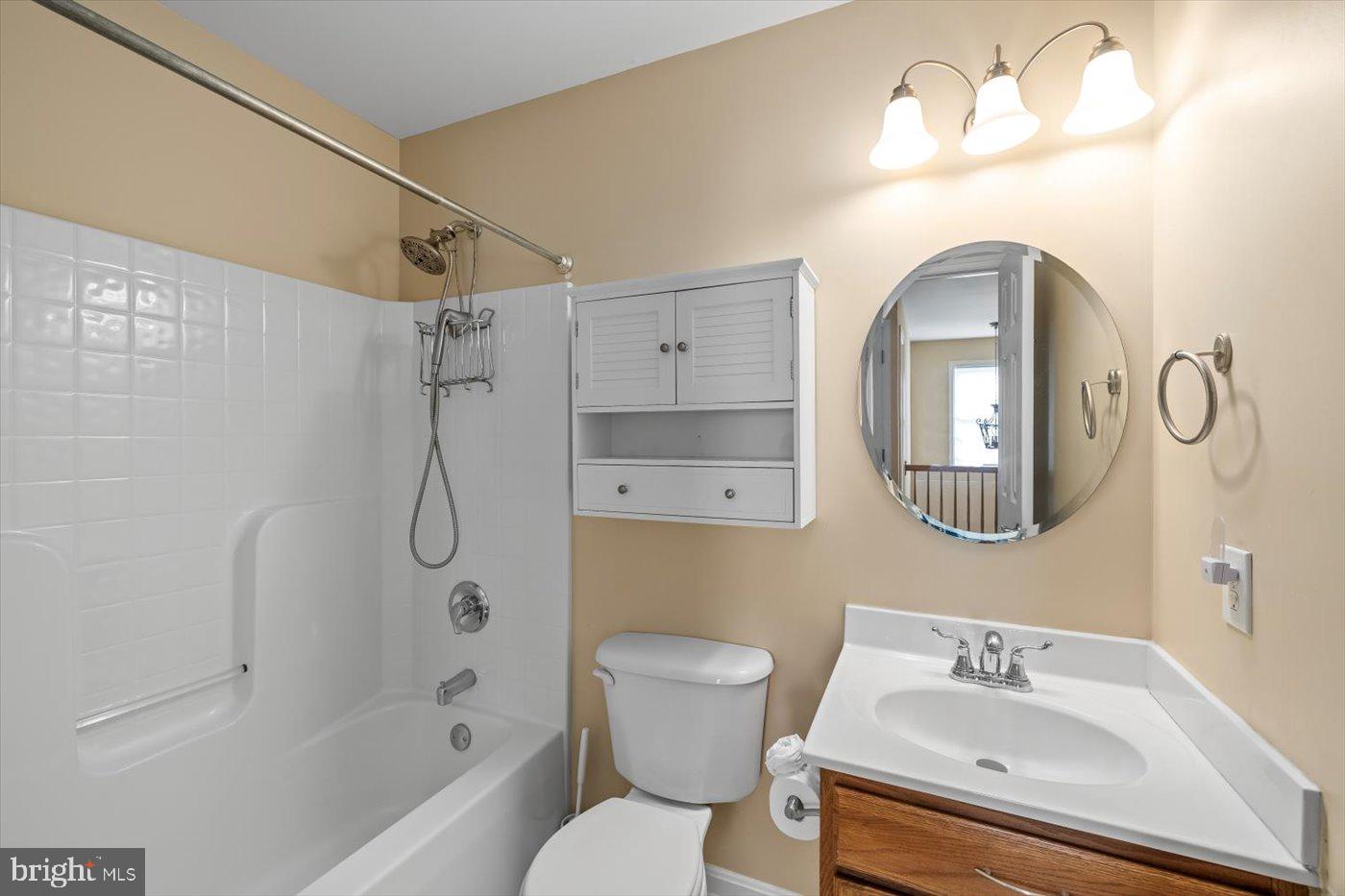 28 ROLLINGSIDE DR, FREDERICKSBURG, Virginia 22406, 5 Bedrooms Bedrooms, ,3 BathroomsBathrooms,Residential,For sale,28 ROLLINGSIDE DR,VAST2040198 MLS # VAST2040198