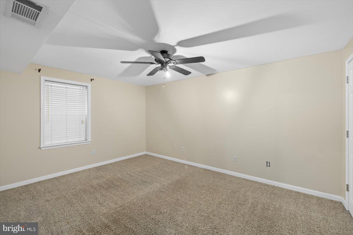 28 ROLLINGSIDE DR, FREDERICKSBURG, Virginia 22406, 5 Bedrooms Bedrooms, ,3 BathroomsBathrooms,Residential,For sale,28 ROLLINGSIDE DR,VAST2040198 MLS # VAST2040198