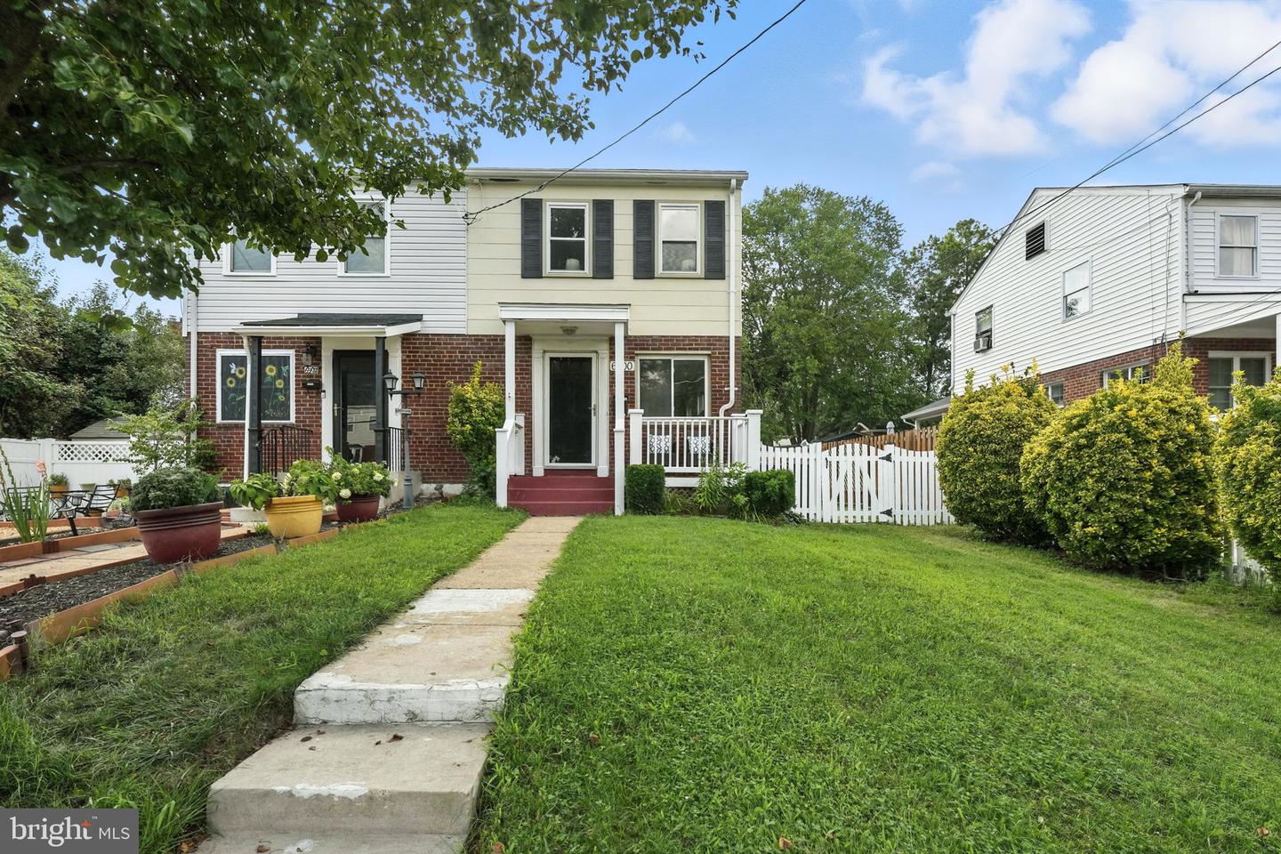 6900 RADCLIFFE DR, ALEXANDRIA, Virginia 22307, 2 Bedrooms Bedrooms, ,2 BathroomsBathrooms,Residential,For sale,6900 RADCLIFFE DR,VAFX2250532 MLS # VAFX2250532
