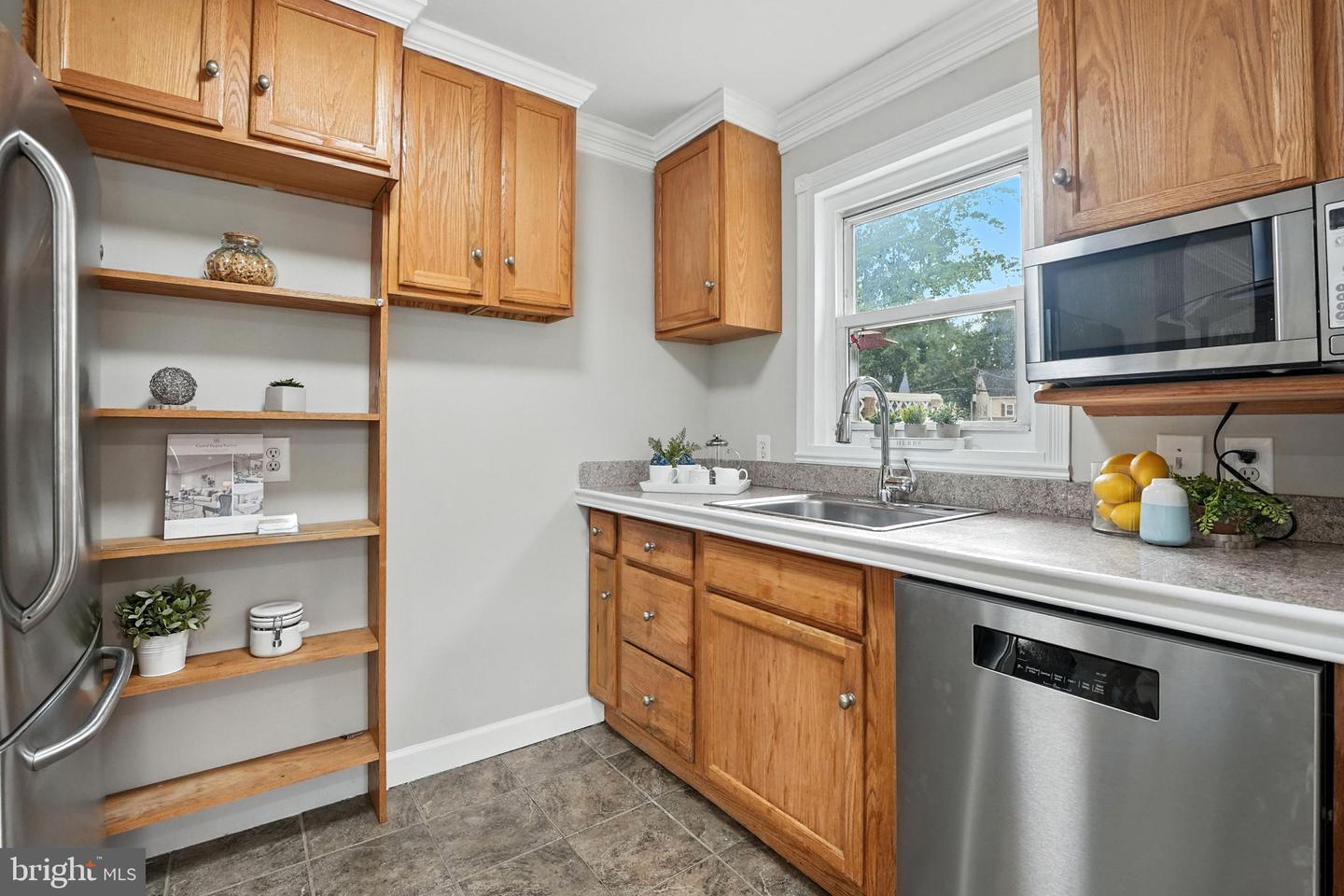 6900 RADCLIFFE DR, ALEXANDRIA, Virginia 22307, 2 Bedrooms Bedrooms, ,2 BathroomsBathrooms,Residential,For sale,6900 RADCLIFFE DR,VAFX2250532 MLS # VAFX2250532