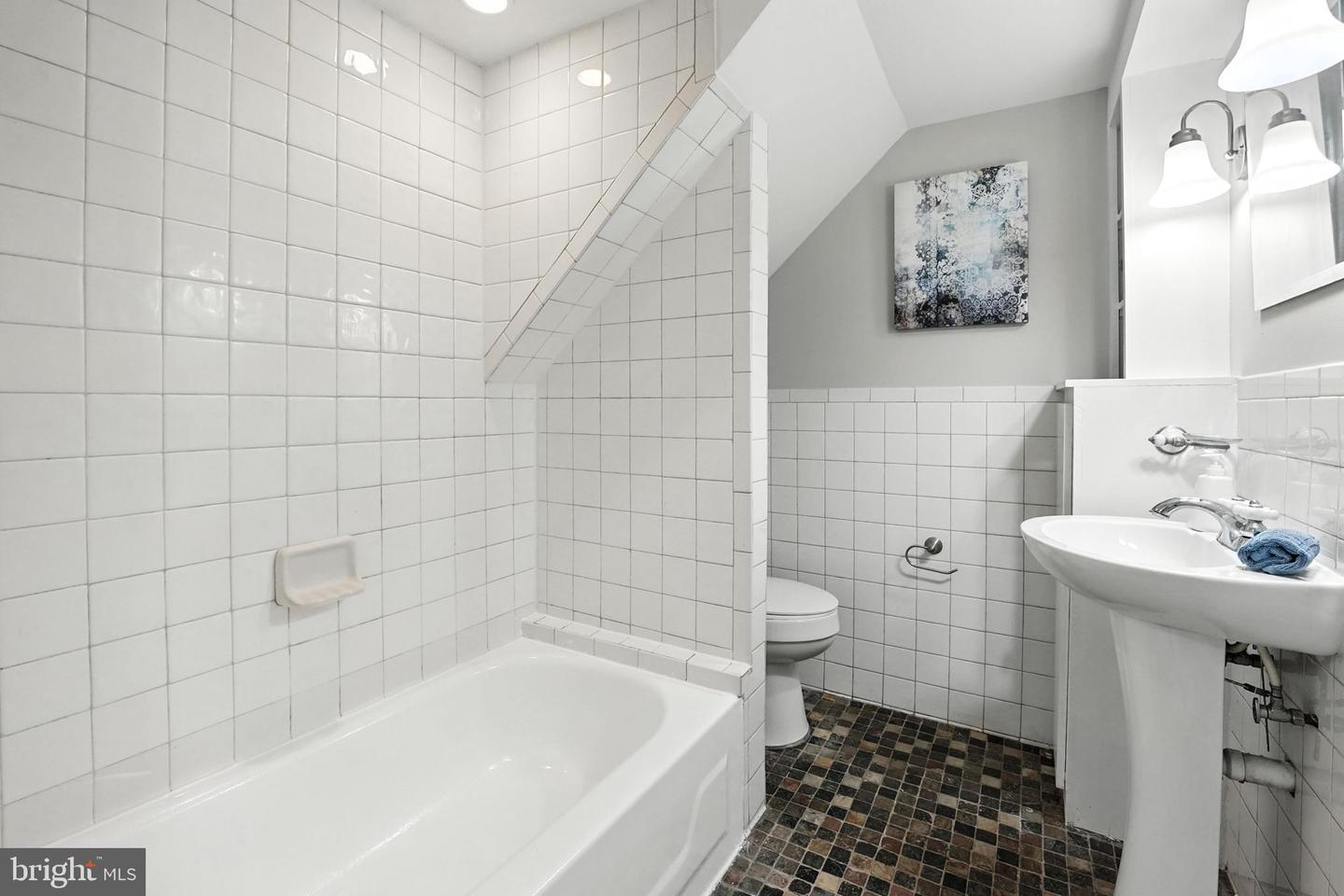 6900 RADCLIFFE DR, ALEXANDRIA, Virginia 22307, 2 Bedrooms Bedrooms, ,2 BathroomsBathrooms,Residential,For sale,6900 RADCLIFFE DR,VAFX2250532 MLS # VAFX2250532
