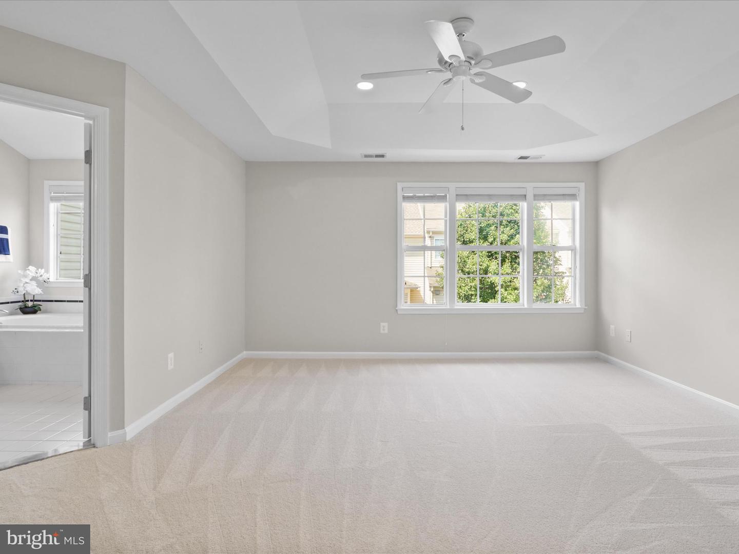 2662 LOGAN WOOD DR, HERNDON, Virginia 20171, 4 Bedrooms Bedrooms, ,3 BathroomsBathrooms,Residential,For sale,2662 LOGAN WOOD DR,VAFX2252786 MLS # VAFX2252786