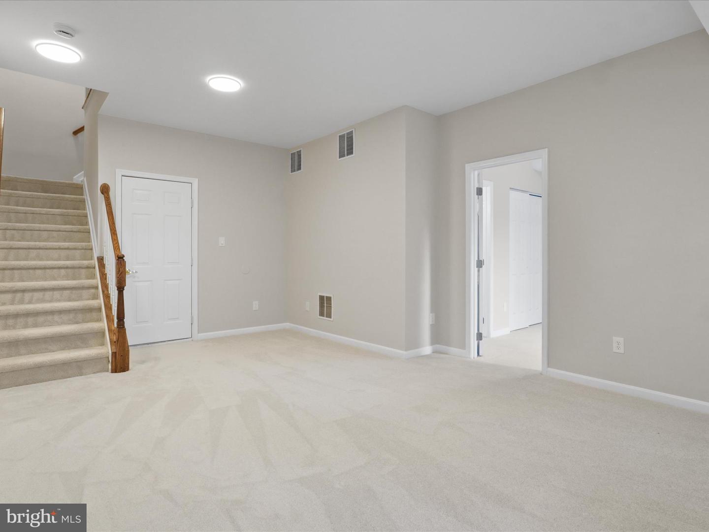 2662 LOGAN WOOD DR, HERNDON, Virginia 20171, 4 Bedrooms Bedrooms, ,3 BathroomsBathrooms,Residential,For sale,2662 LOGAN WOOD DR,VAFX2252786 MLS # VAFX2252786