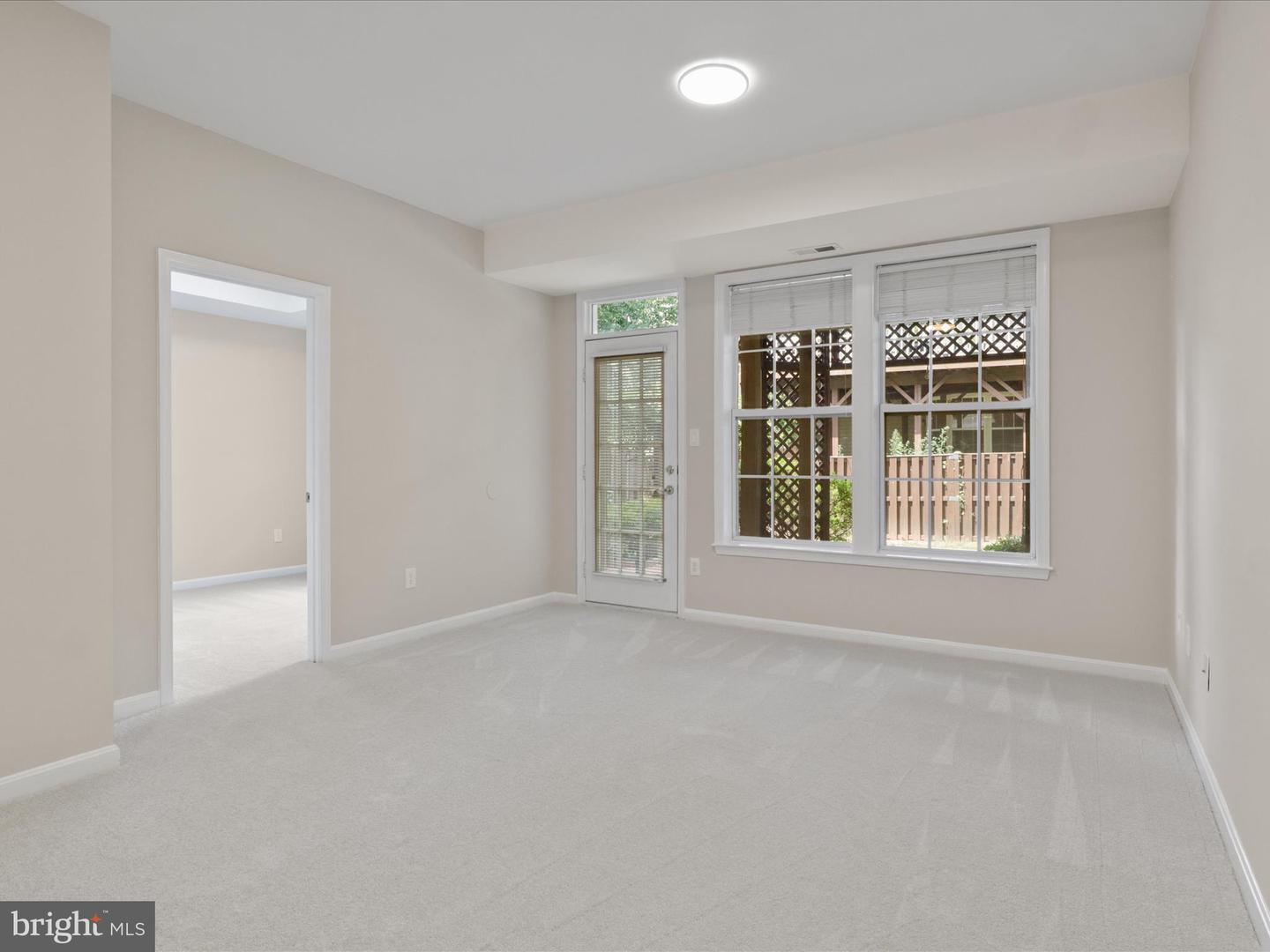 2662 LOGAN WOOD DR, HERNDON, Virginia 20171, 4 Bedrooms Bedrooms, ,3 BathroomsBathrooms,Residential,For sale,2662 LOGAN WOOD DR,VAFX2252786 MLS # VAFX2252786