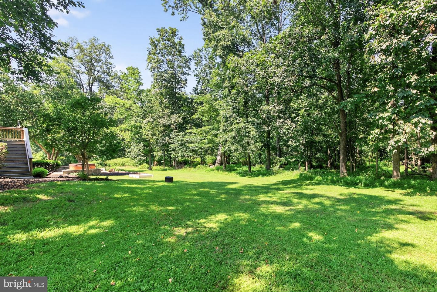 16904 GOLDEN LEAF CT, HAMILTON, Virginia 20158, 4 Bedrooms Bedrooms, ,5 BathroomsBathrooms,Residential,For sale,16904 GOLDEN LEAF CT,VALO2101162 MLS # VALO2101162