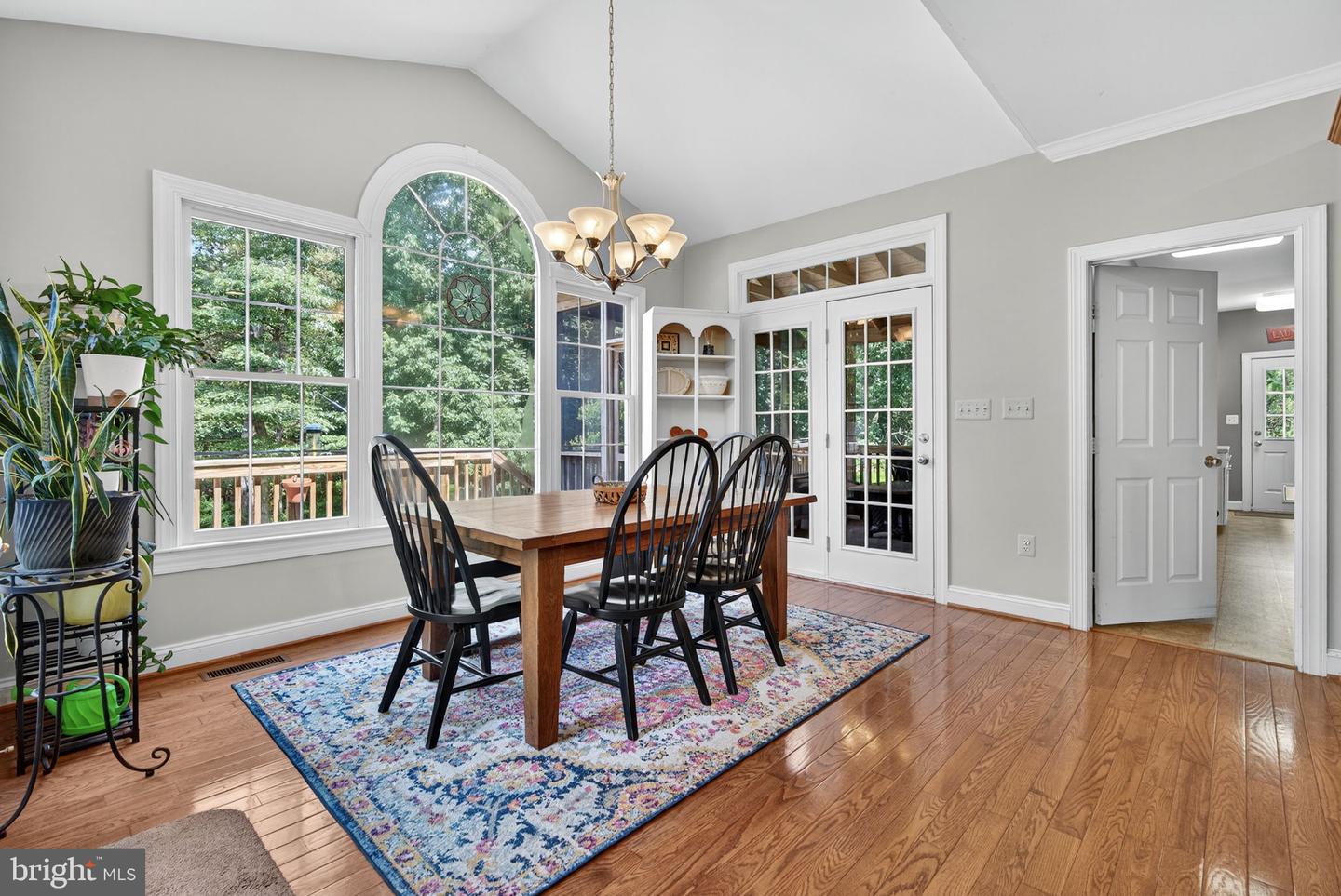 16904 GOLDEN LEAF CT, HAMILTON, Virginia 20158, 4 Bedrooms Bedrooms, ,5 BathroomsBathrooms,Residential,For sale,16904 GOLDEN LEAF CT,VALO2101162 MLS # VALO2101162