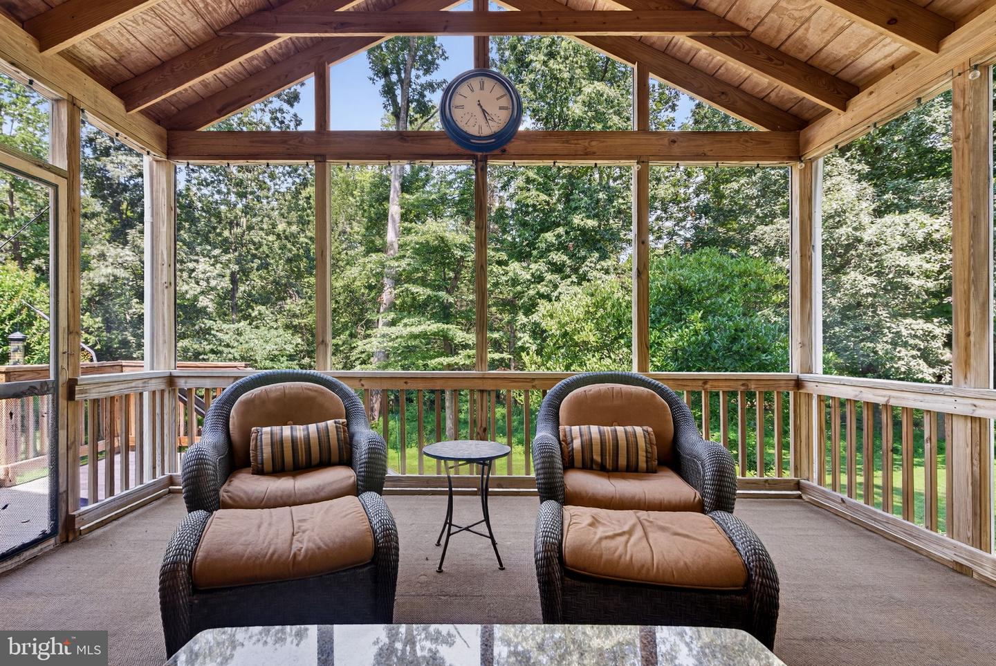 16904 GOLDEN LEAF CT, HAMILTON, Virginia 20158, 4 Bedrooms Bedrooms, ,5 BathroomsBathrooms,Residential,For sale,16904 GOLDEN LEAF CT,VALO2101162 MLS # VALO2101162