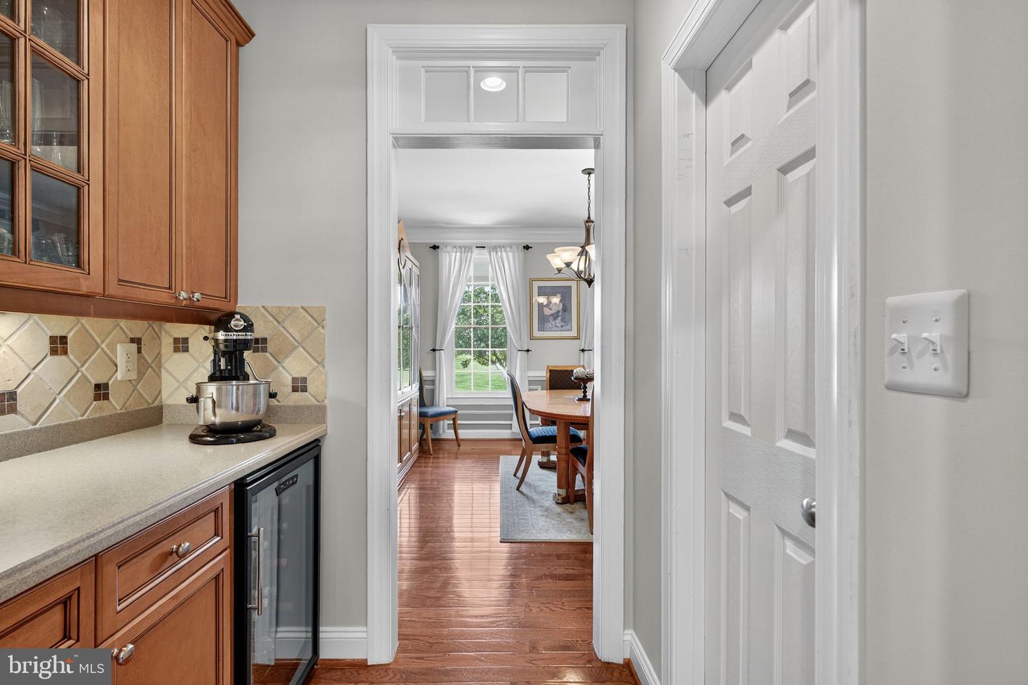 16904 GOLDEN LEAF CT, HAMILTON, Virginia 20158, 4 Bedrooms Bedrooms, ,5 BathroomsBathrooms,Residential,For sale,16904 GOLDEN LEAF CT,VALO2101162 MLS # VALO2101162