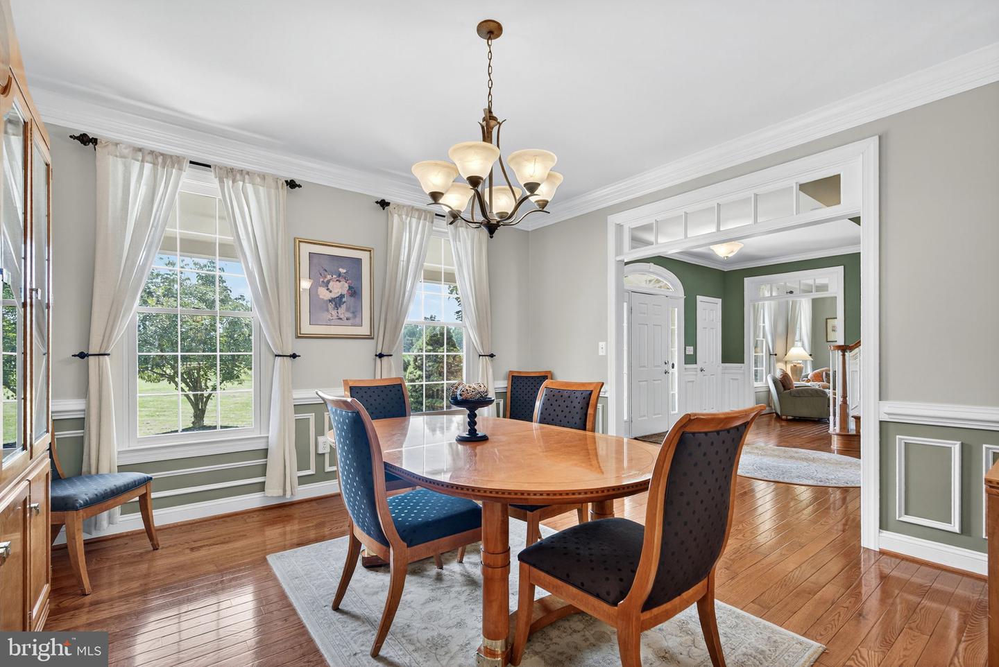 16904 GOLDEN LEAF CT, HAMILTON, Virginia 20158, 4 Bedrooms Bedrooms, ,5 BathroomsBathrooms,Residential,For sale,16904 GOLDEN LEAF CT,VALO2101162 MLS # VALO2101162